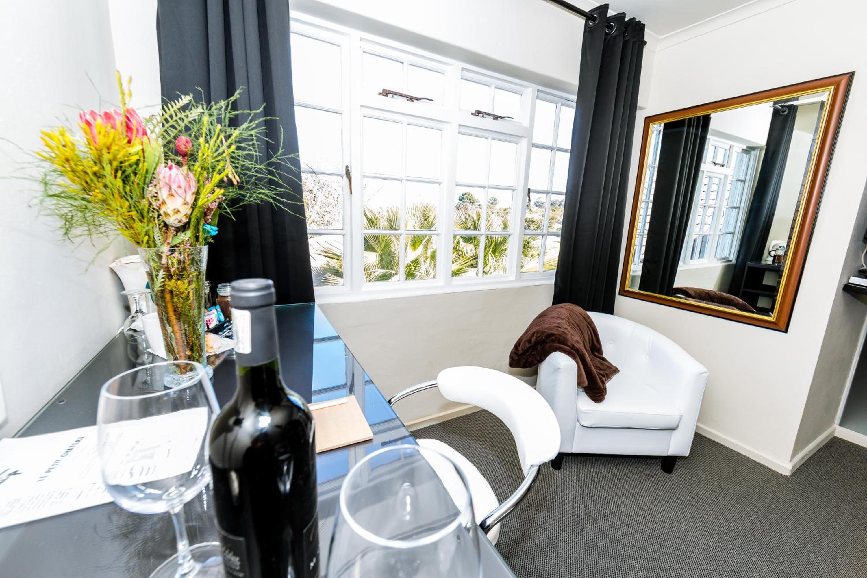 Executive Suite photo 3
