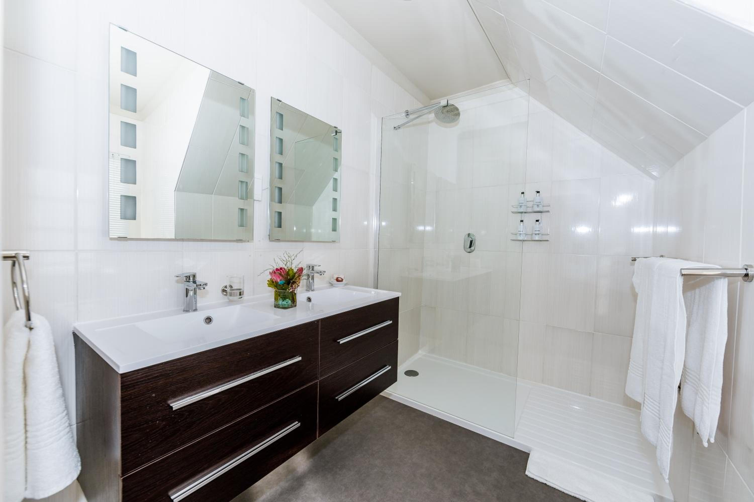 Executive King Suite photo 2