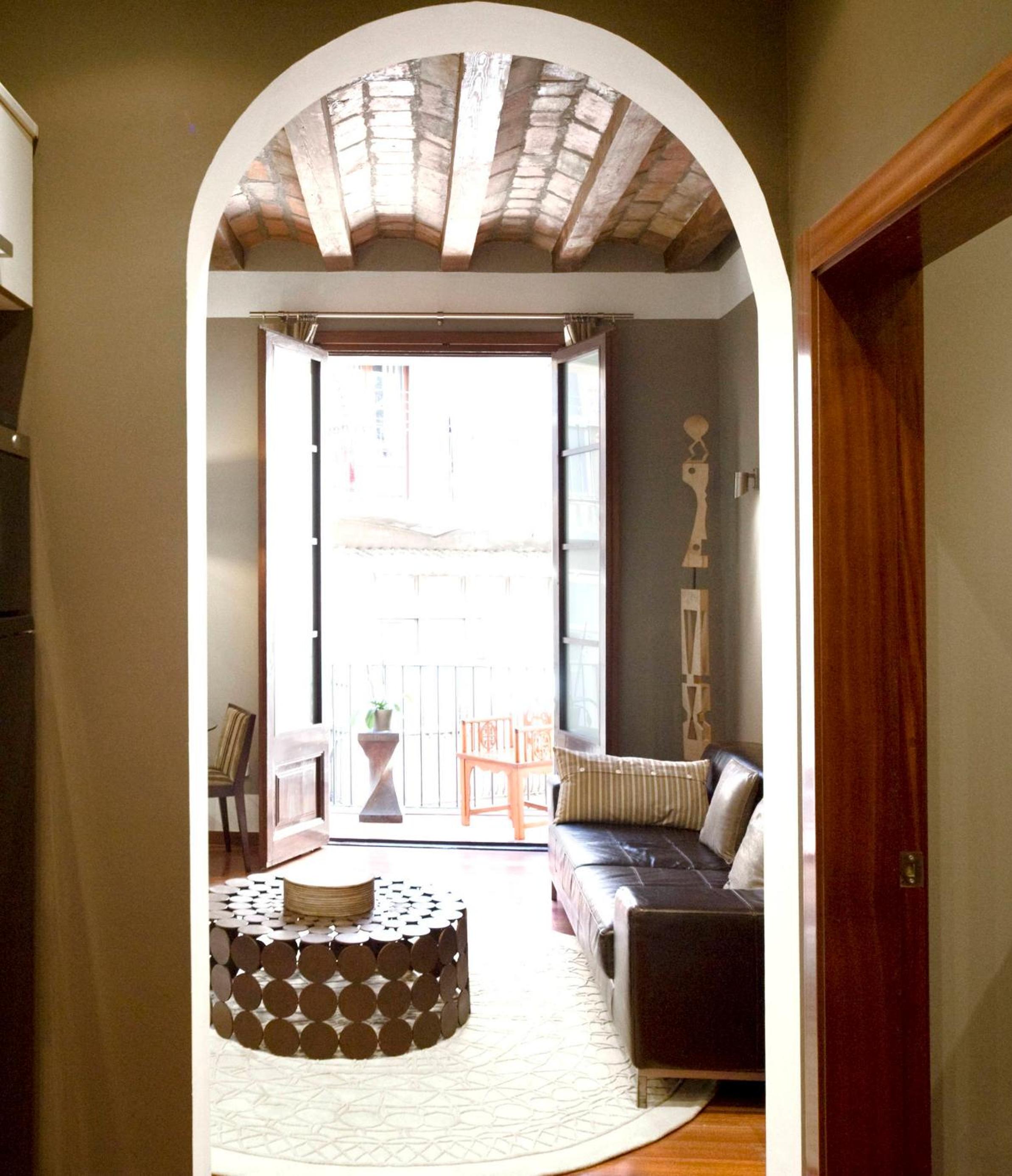 Two-Bedroom Apartment - Pelai photo 3