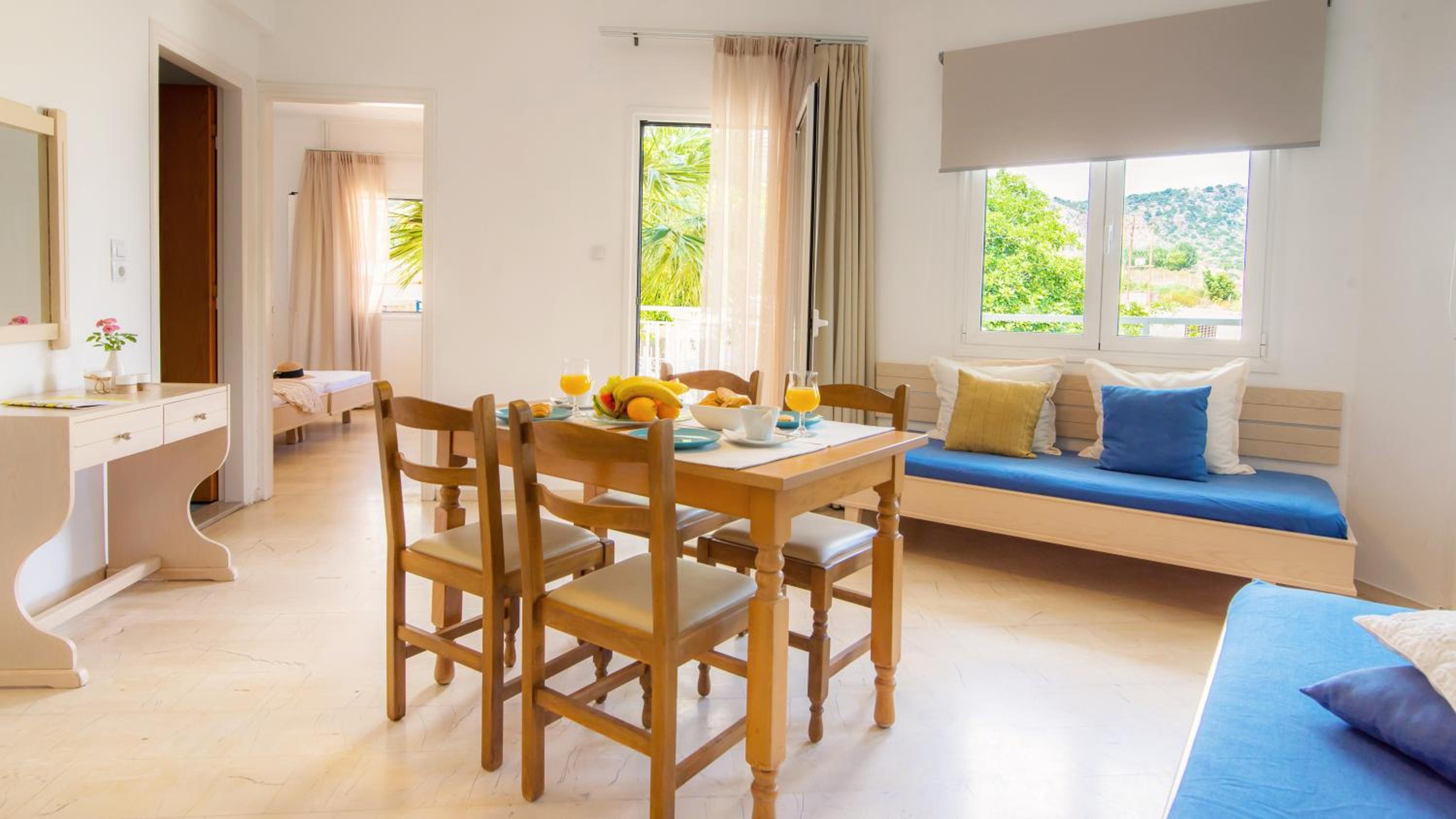 One-Bedroom Apartment - Photo 10