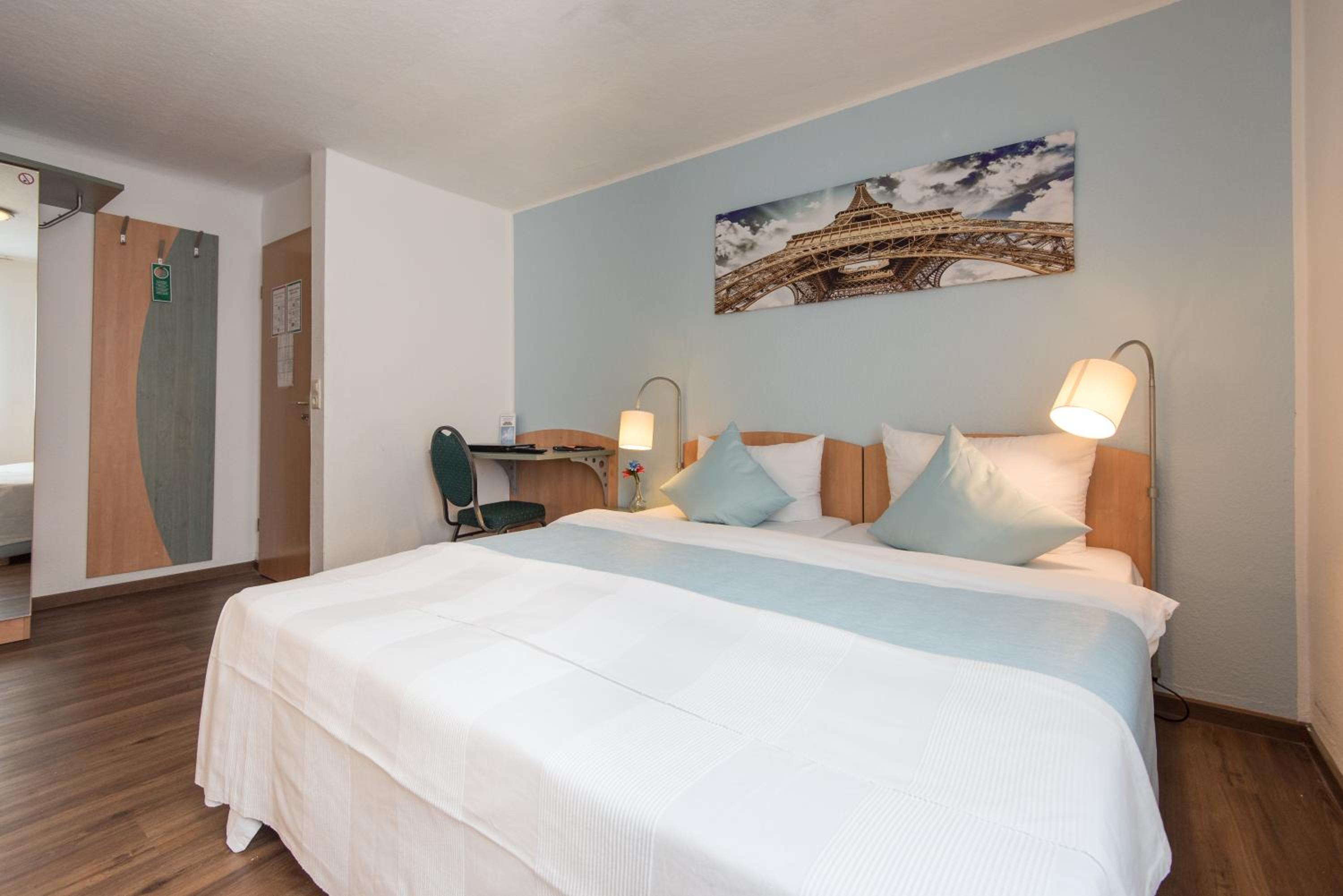 Triple Room - Photo 1