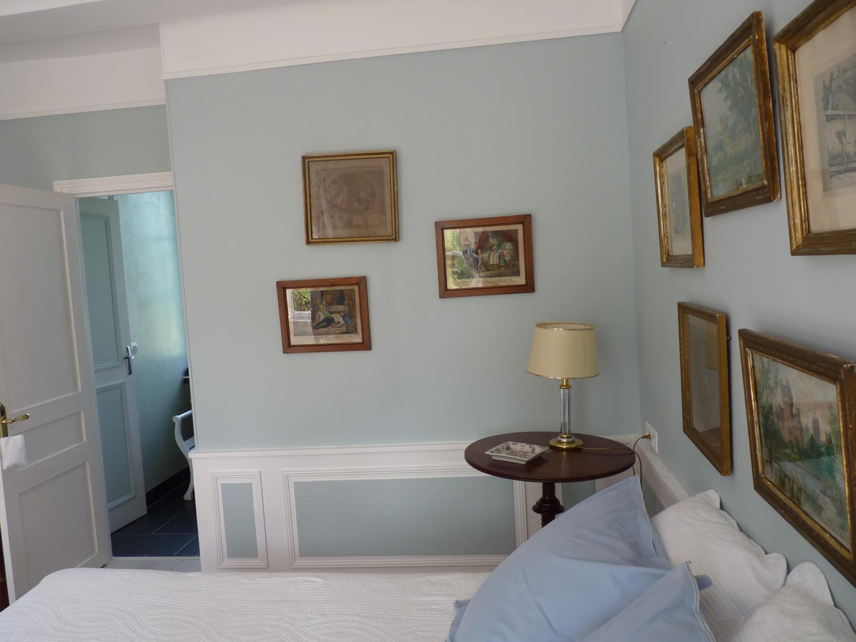 Standard Double Room photo 3