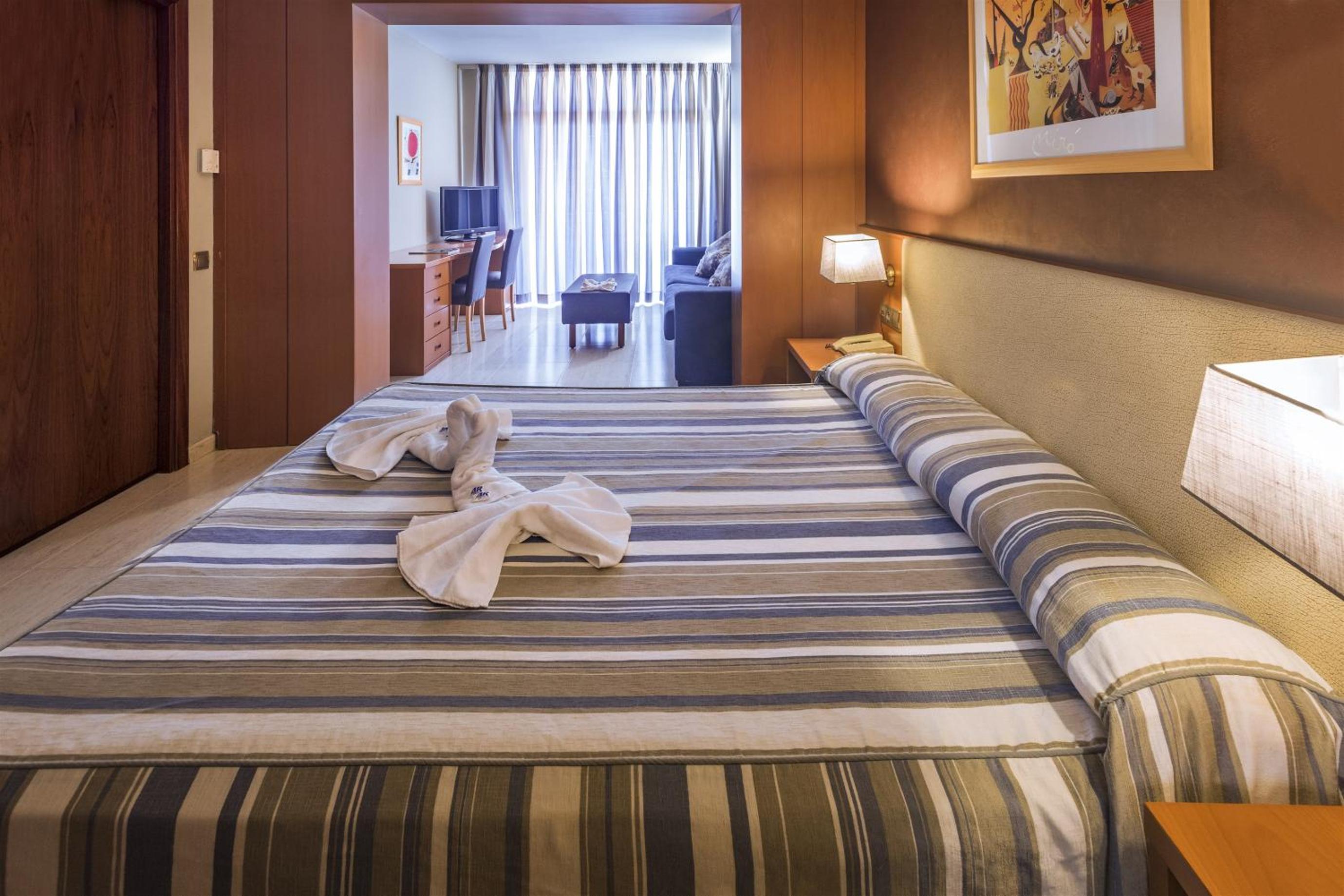 Junior Suite (4 Adults) photo 3