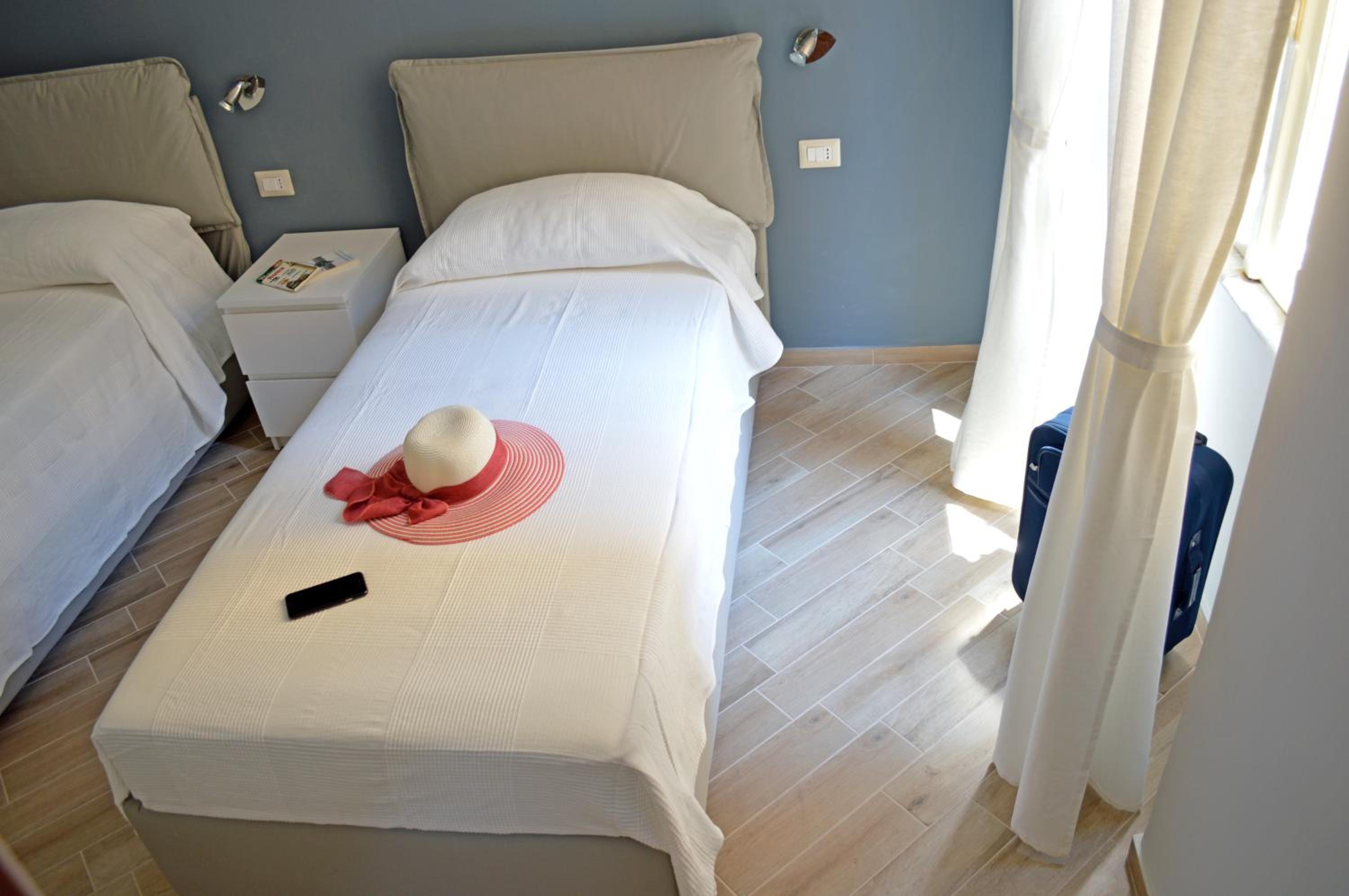 Triple Room with Private External Bathroom
