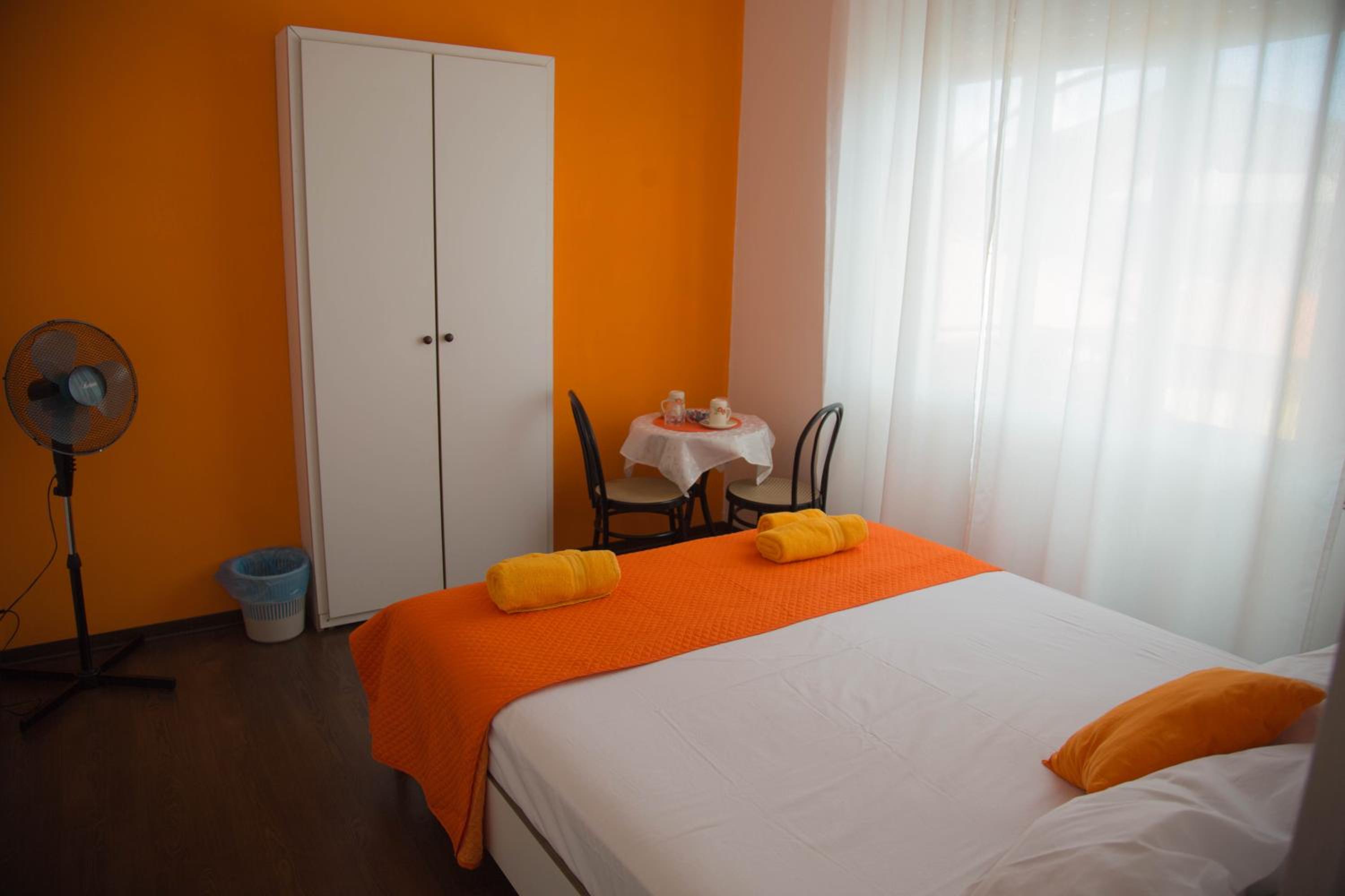 Queen Room with Shared Bathroom