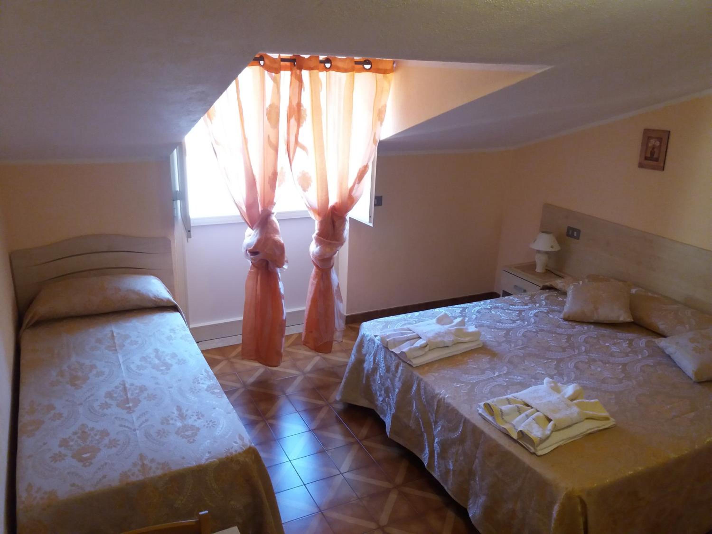 Triple Room photo 3