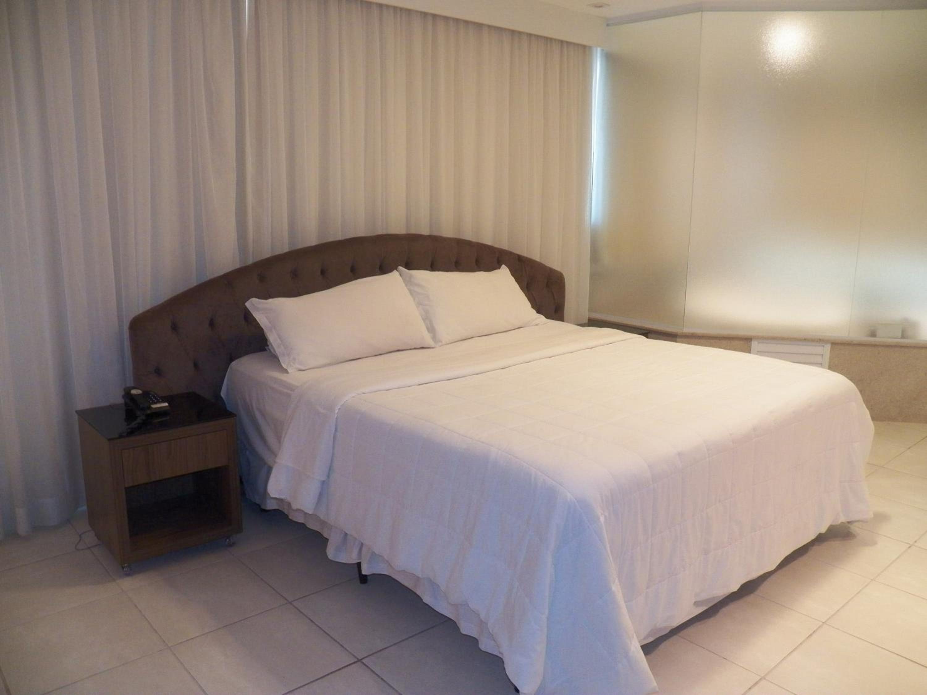King Room with Spa Bath