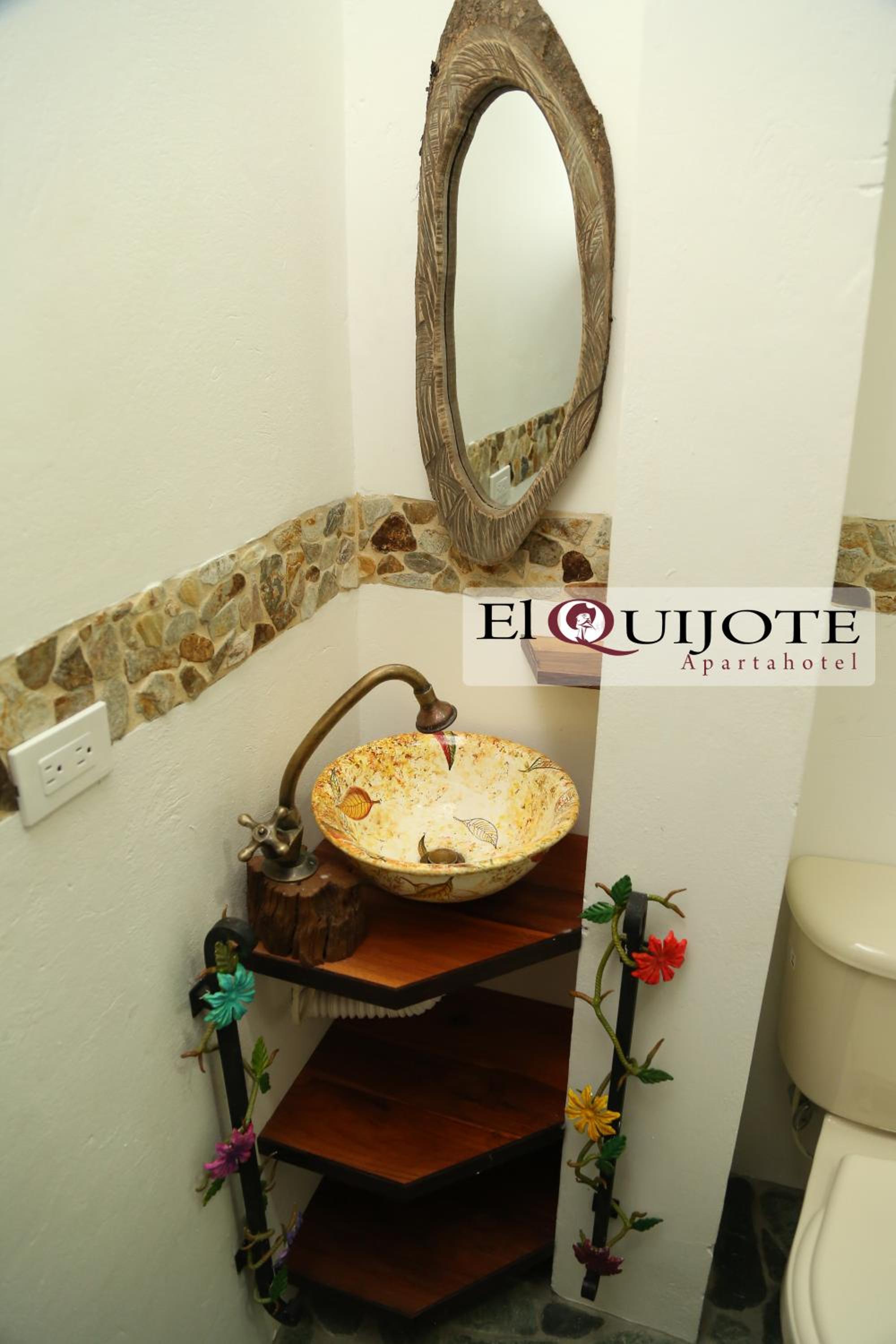 Apartment - Split Level photo 3