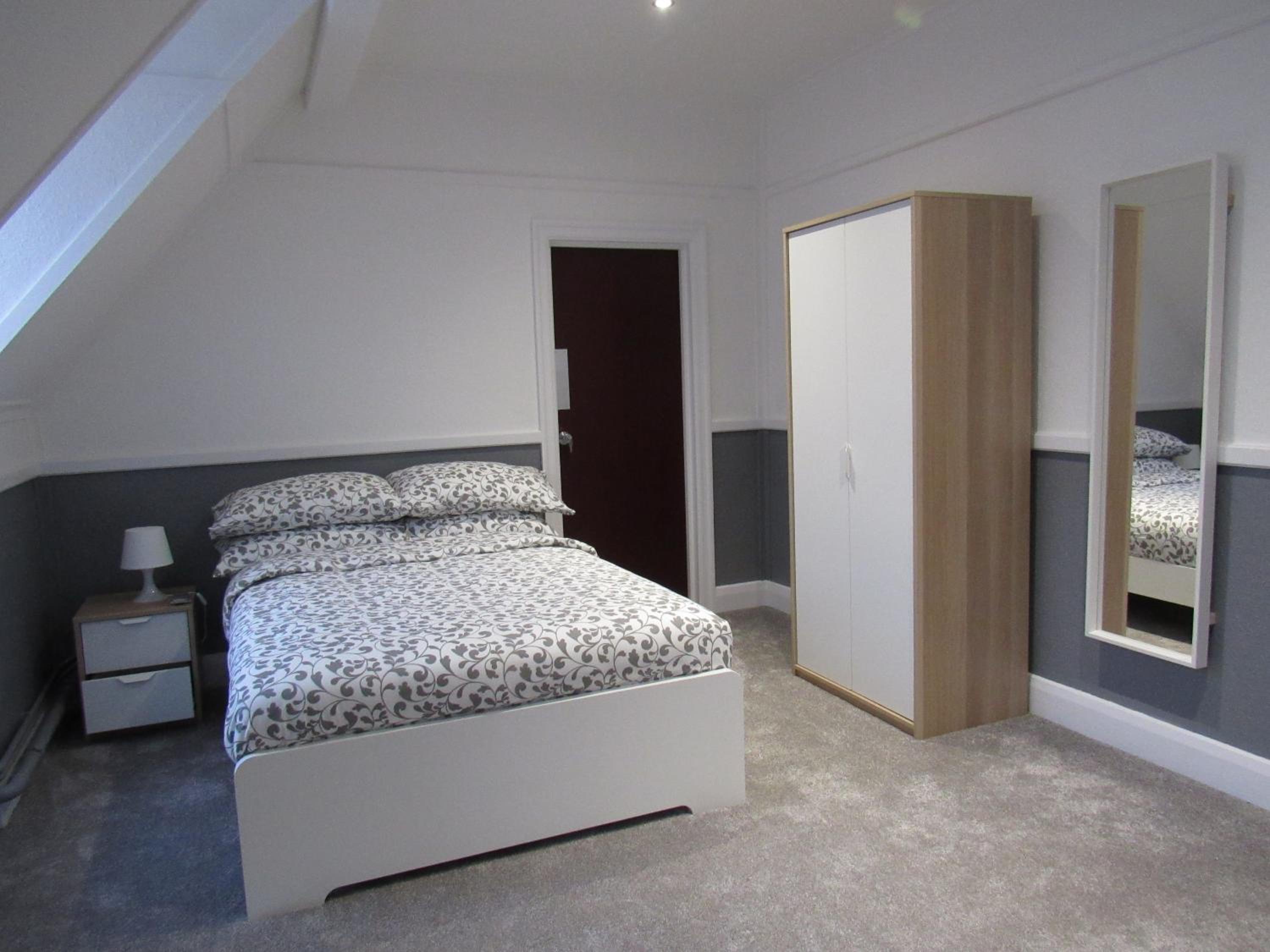 Standard Double or Twin Room photo 2