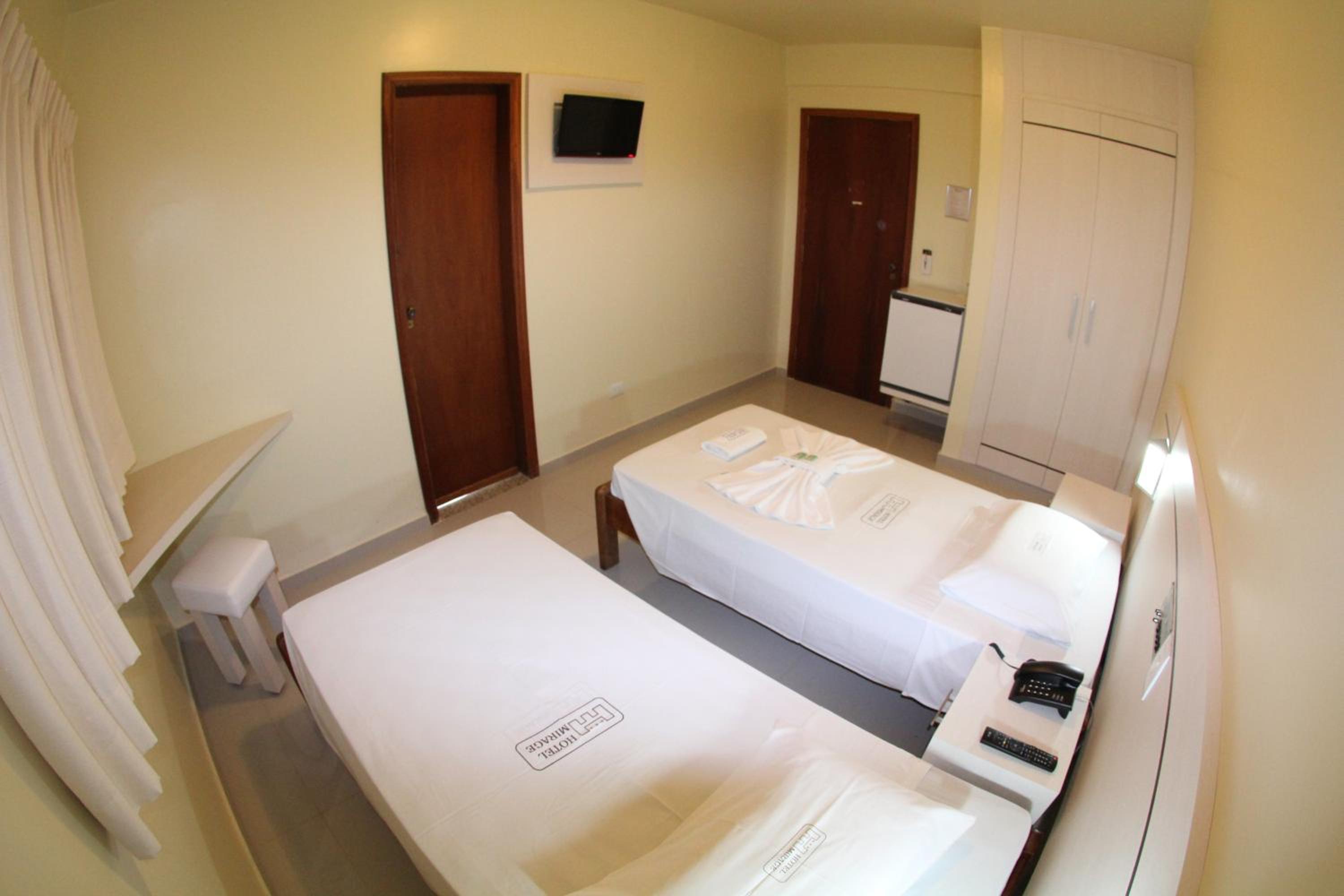 Double or Twin Room photo 3