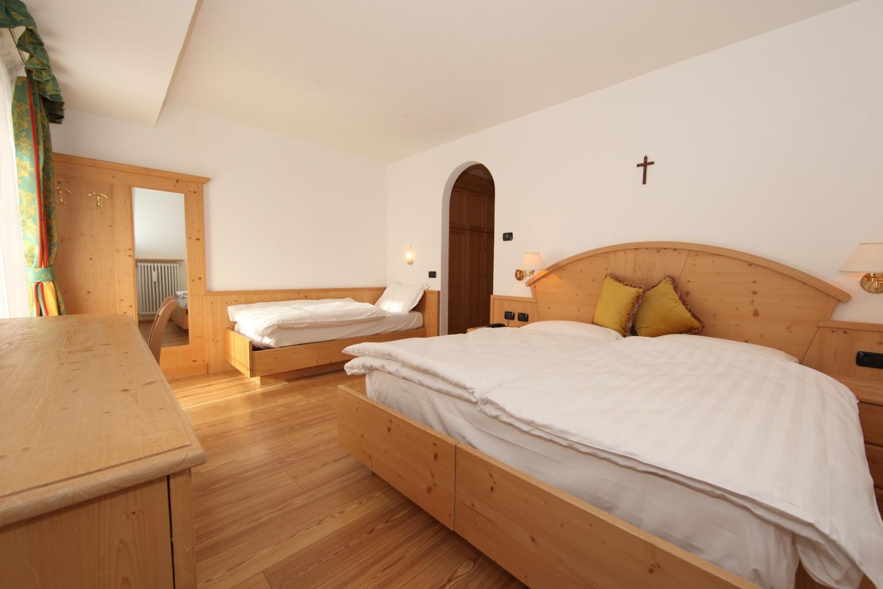 Comfort Triple Room photo 3