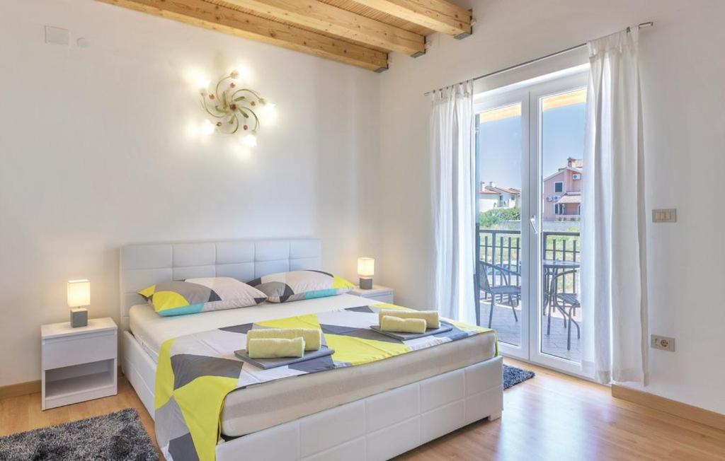 Standard Villa - Photo 1