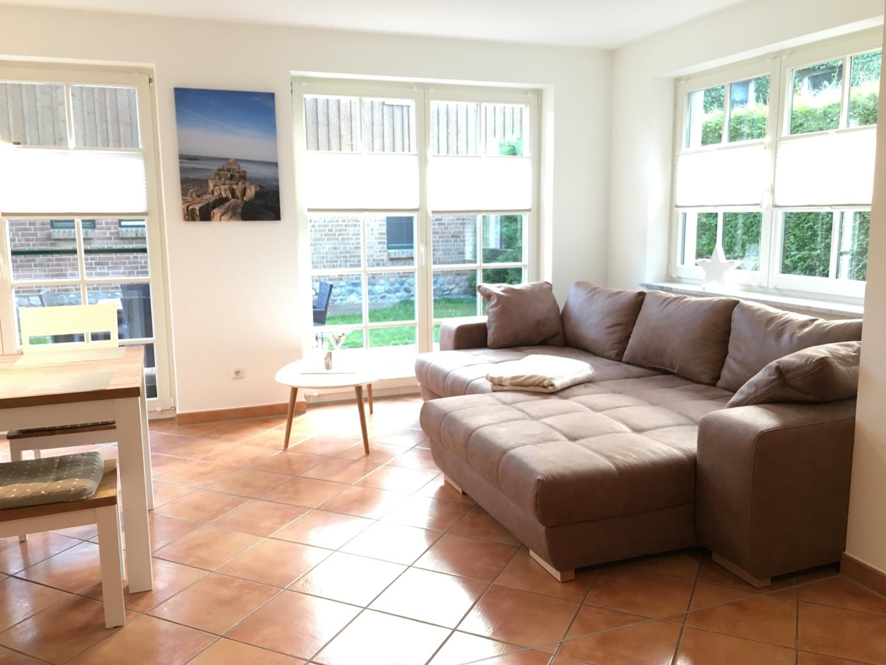 Apartment with Terrace photo 3