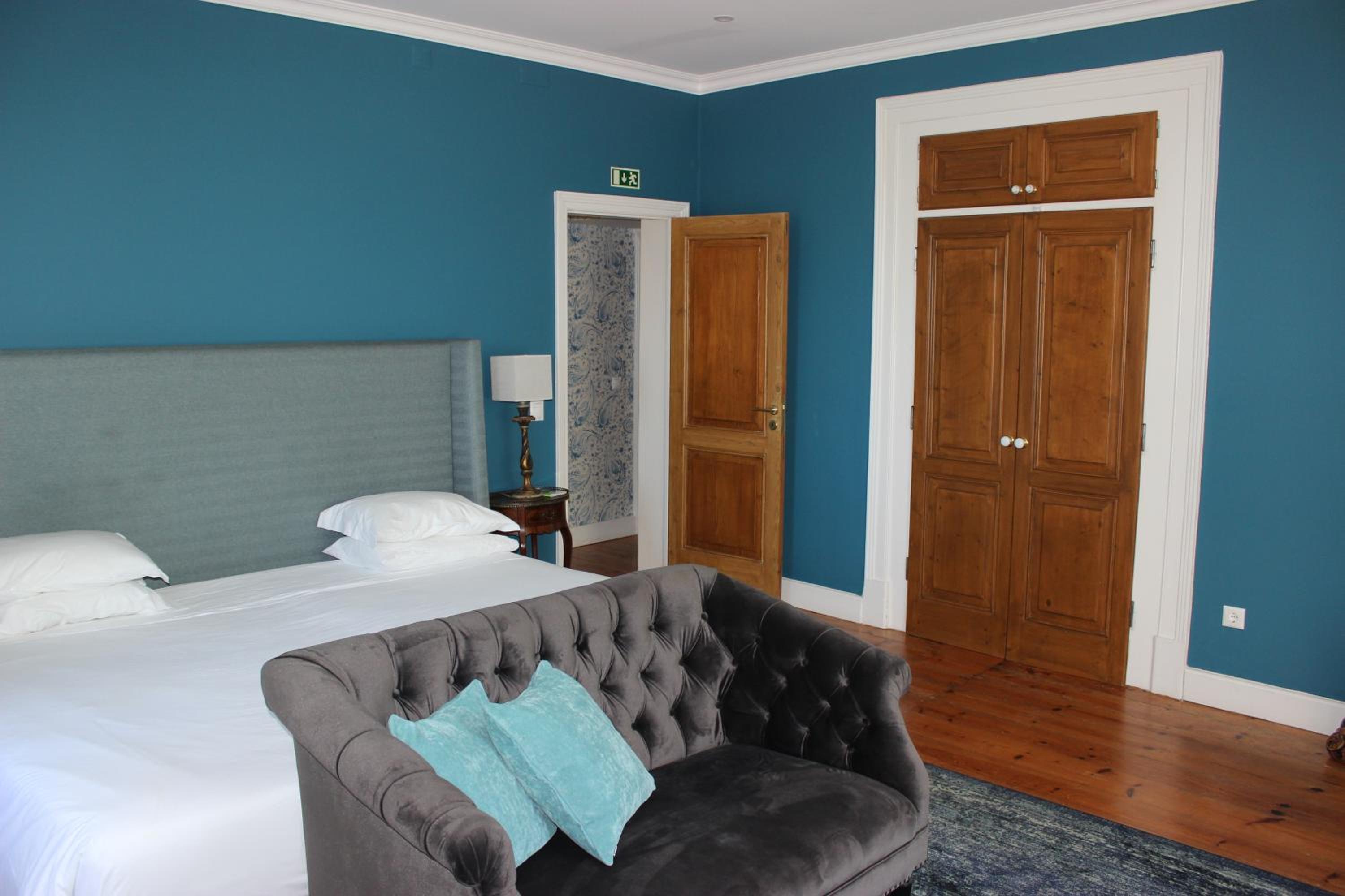 Junior Suite with Mountain View photo 2