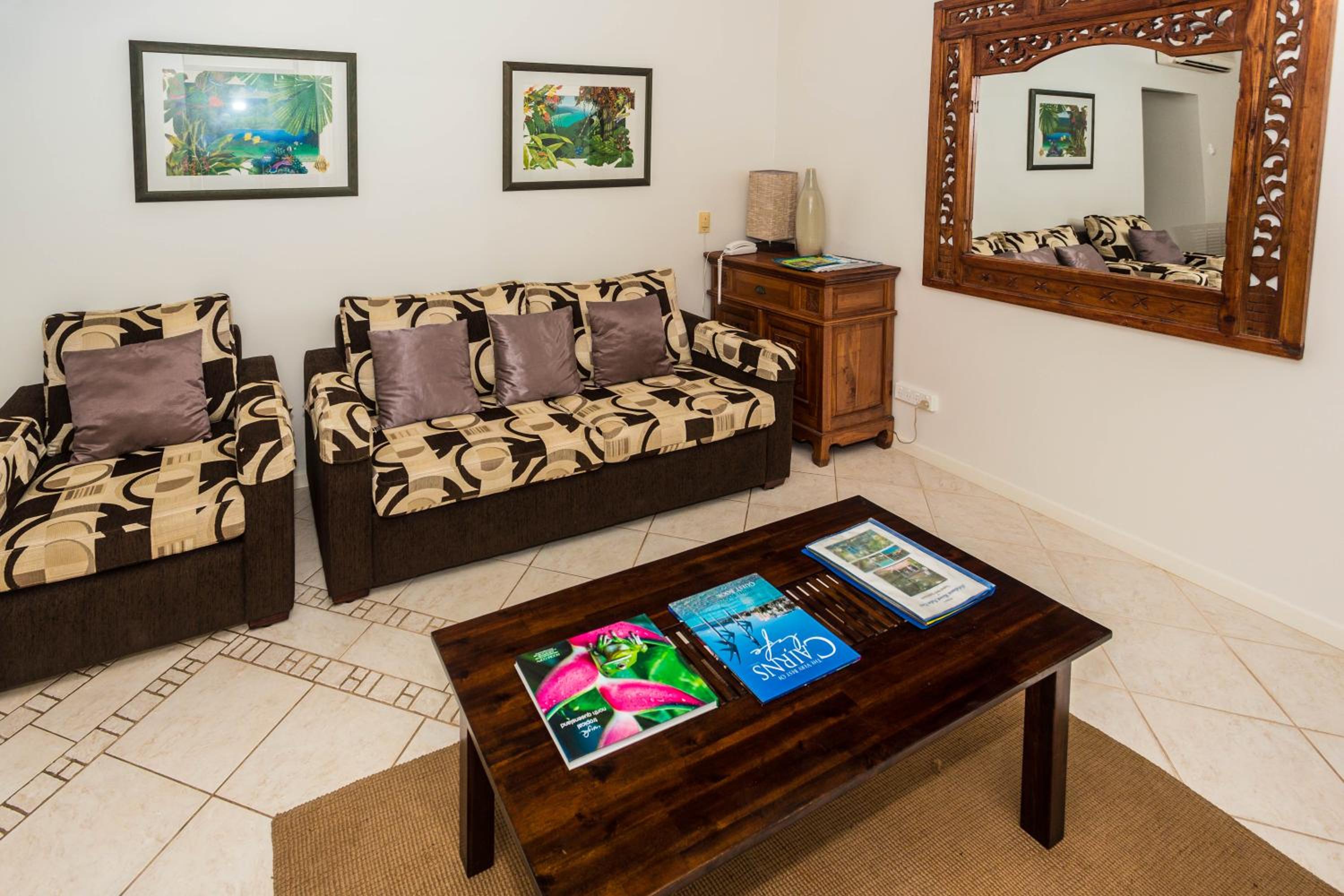 One-Bedroom Standard Apartment photo 3