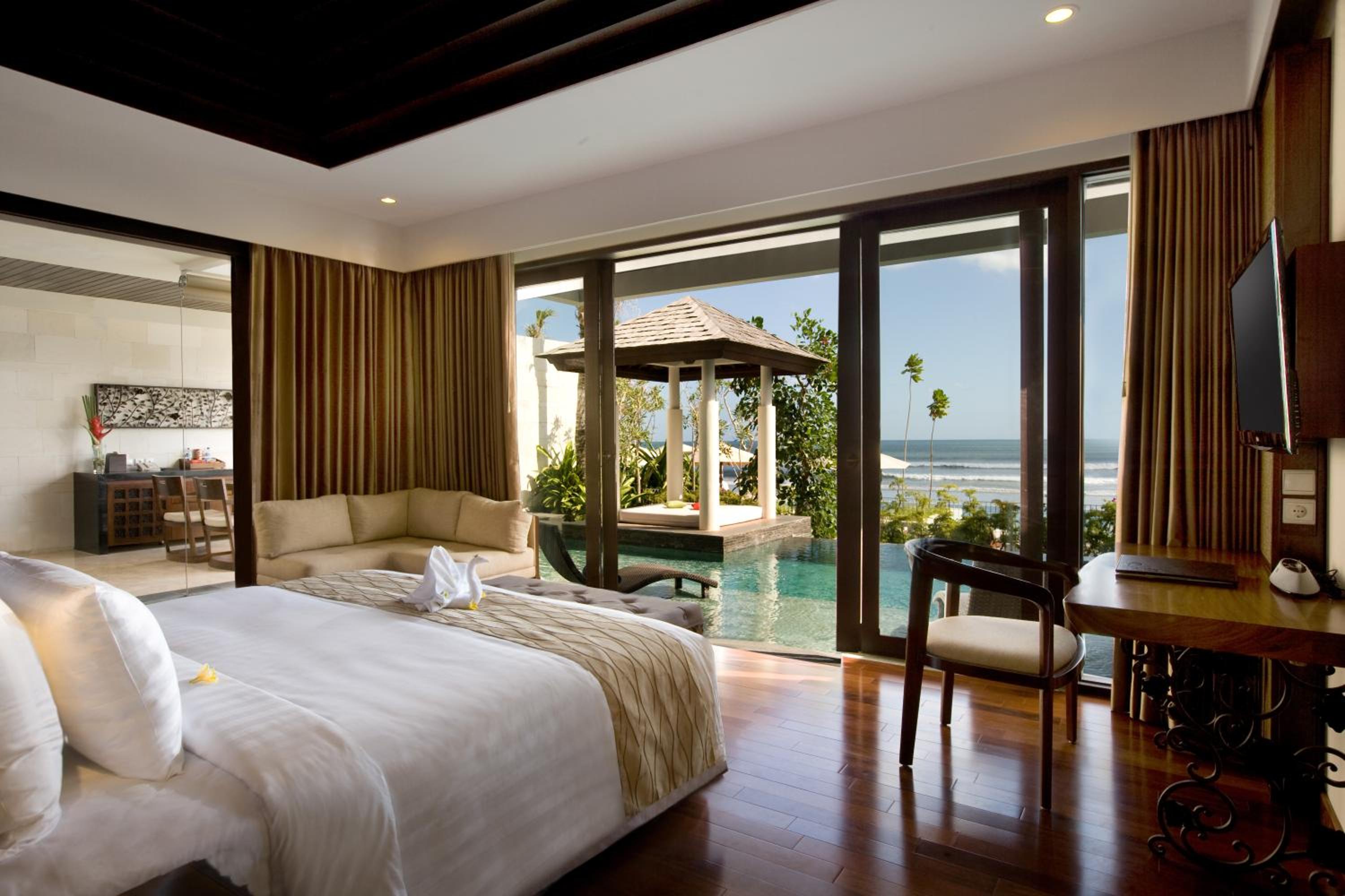 One-Bedroom Ocean View Villa with Private Pool - Photo 4