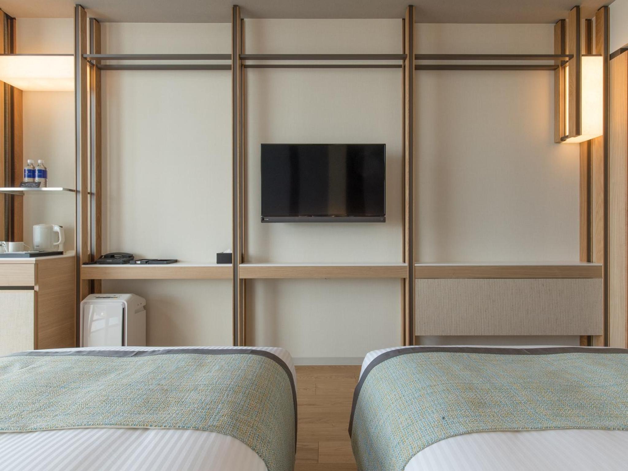 Superior Twin Room photo 3