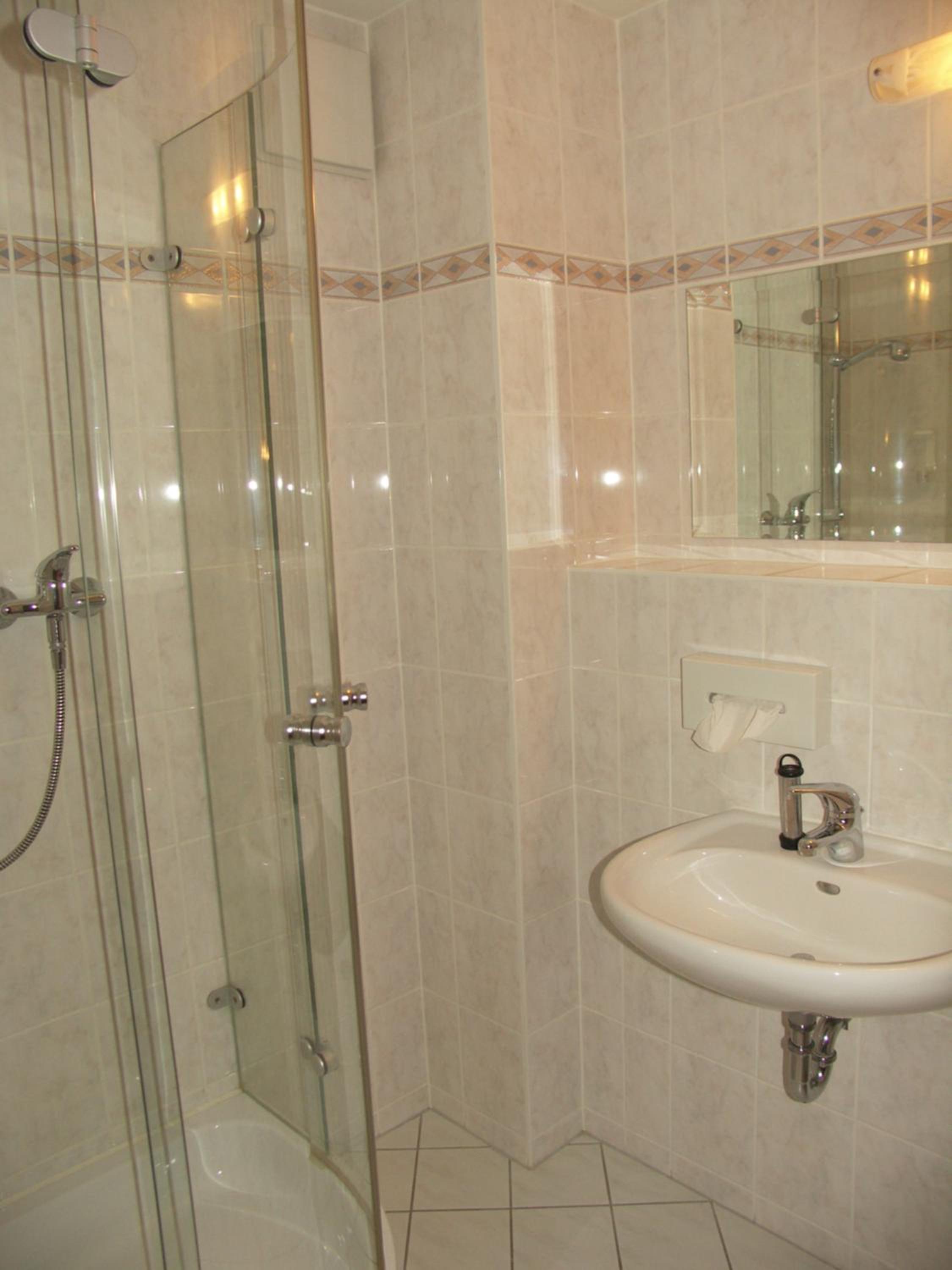 Double Room - Photo 2