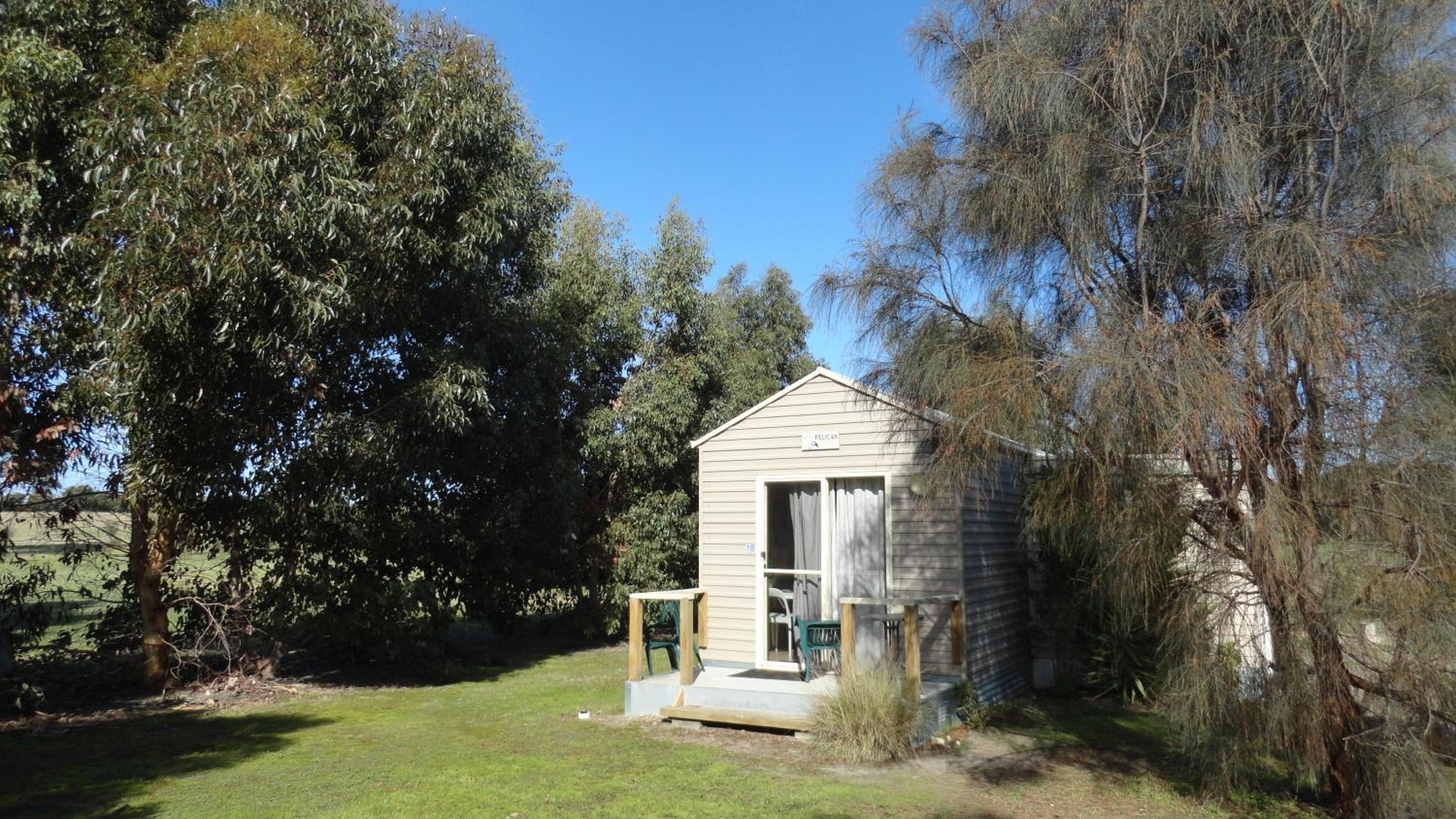 Budget One-Bedroom Cottage photo 3