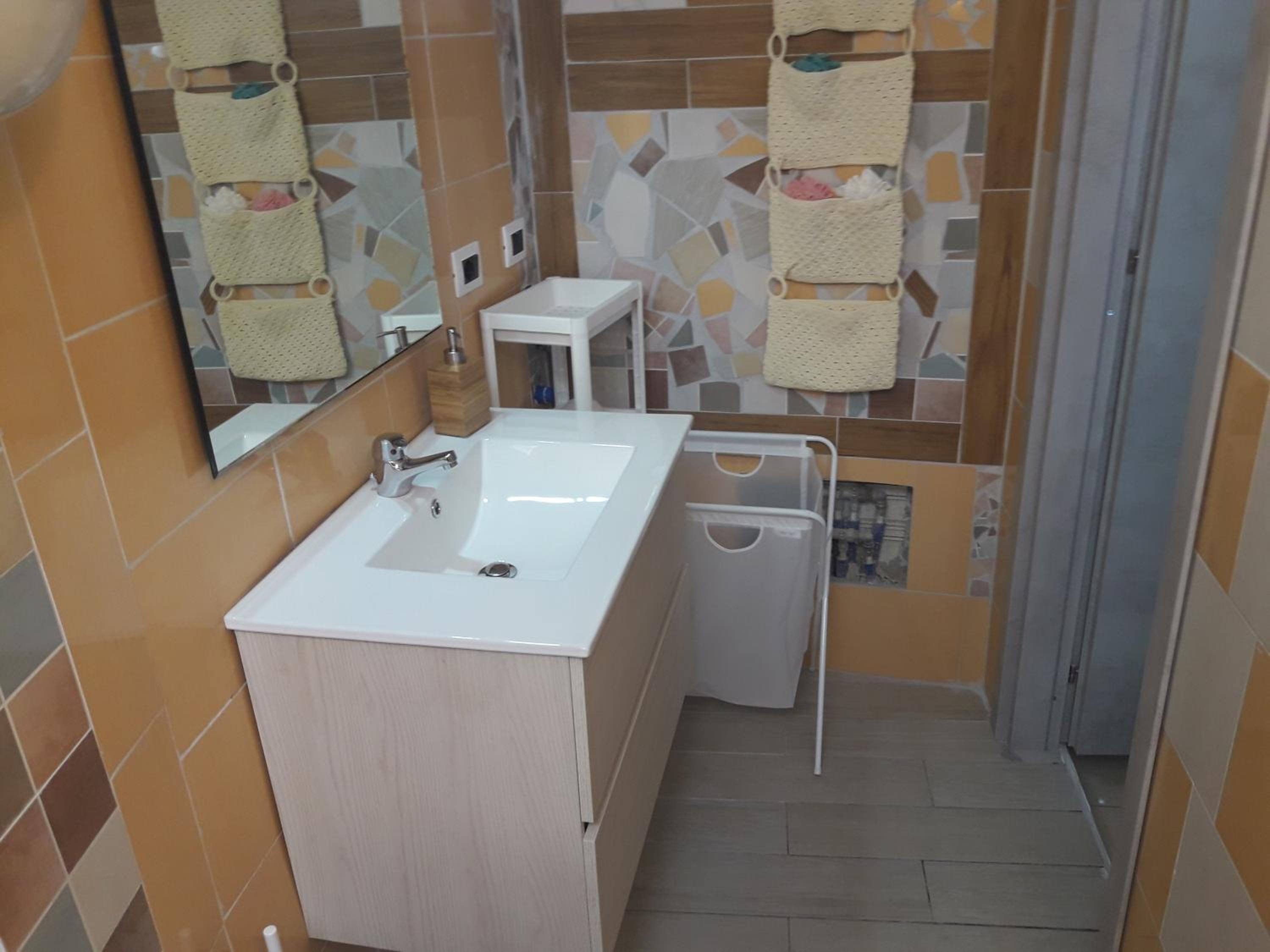 Apartment - Split Level - Photo 19
