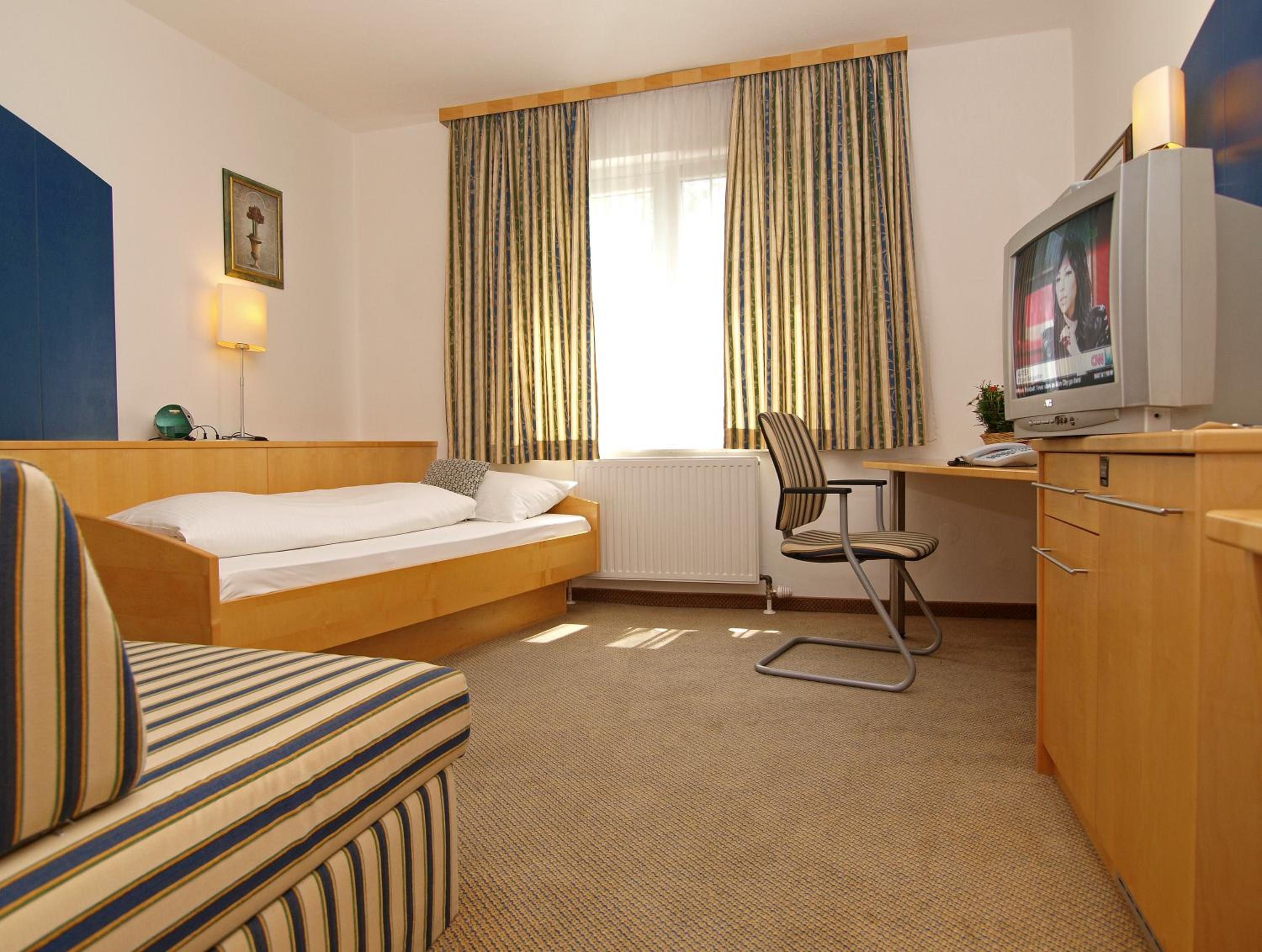 Single Room photo 1
