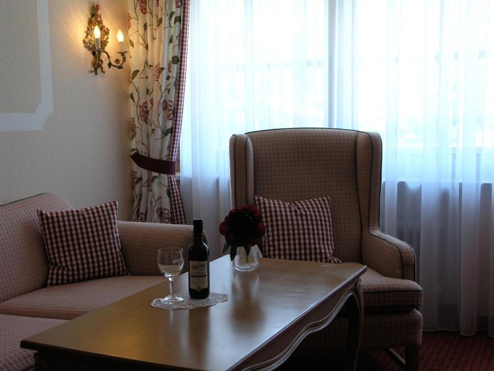 Double Room - Photo 7