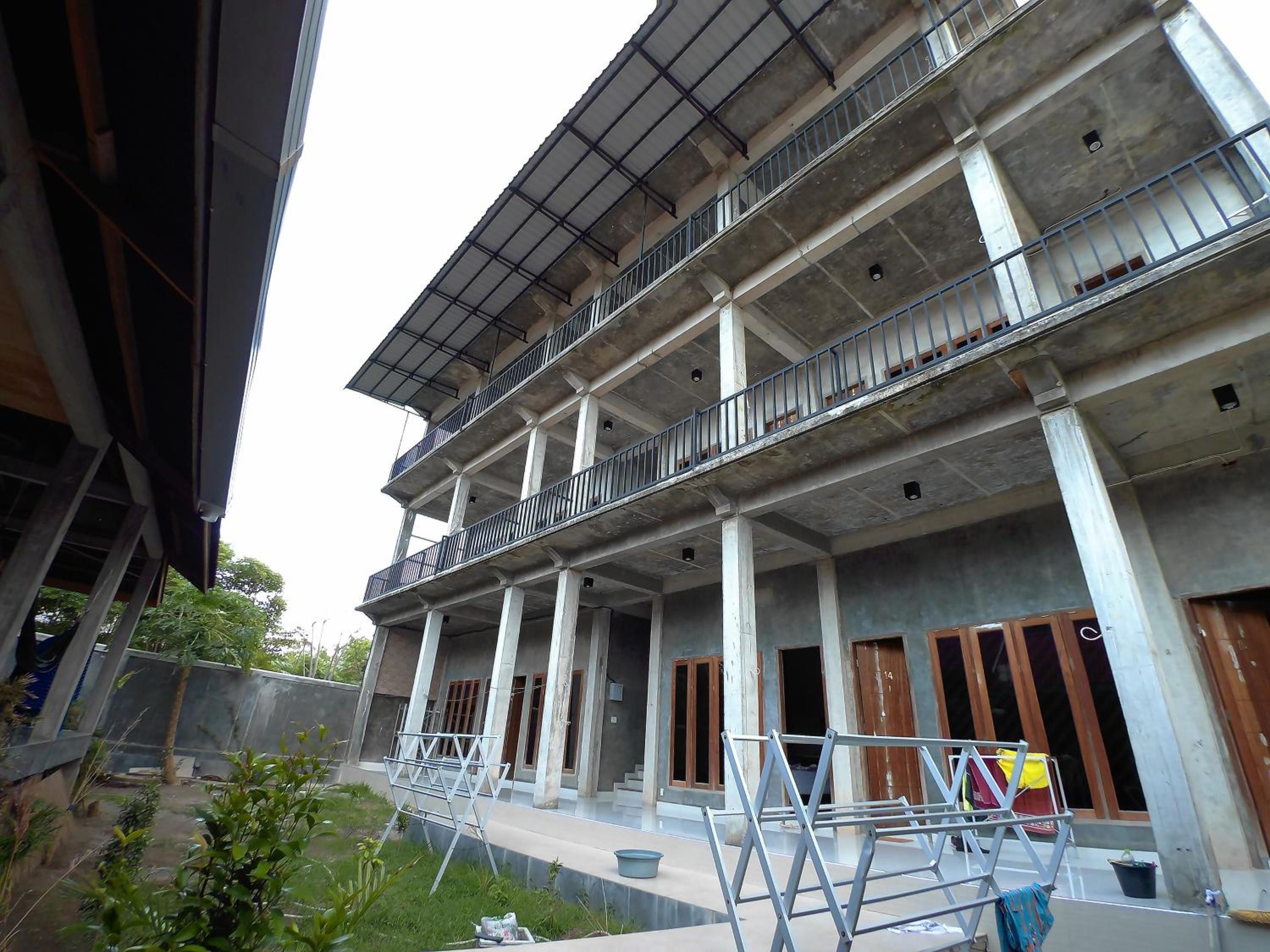 Deluxe Double Room with Balcony photo 2