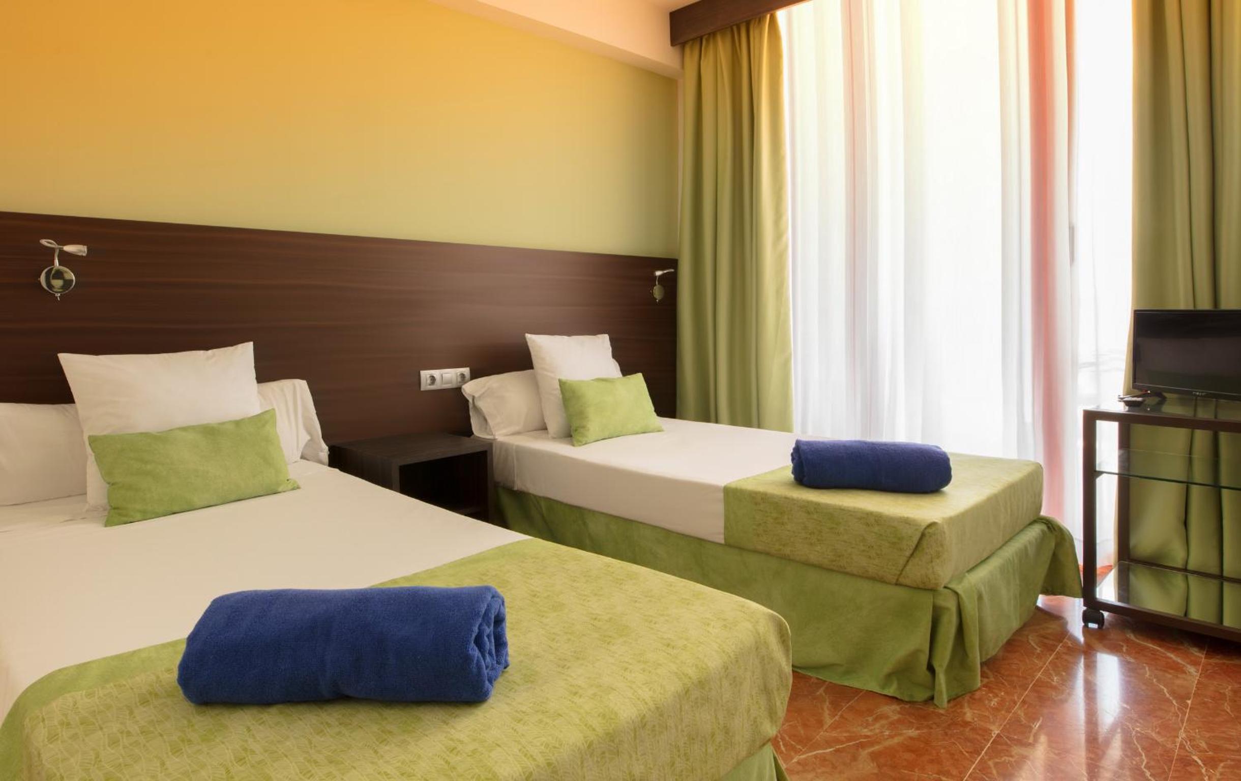 Apartamento de dos habitaciones (2 adultos + 3 niños)
