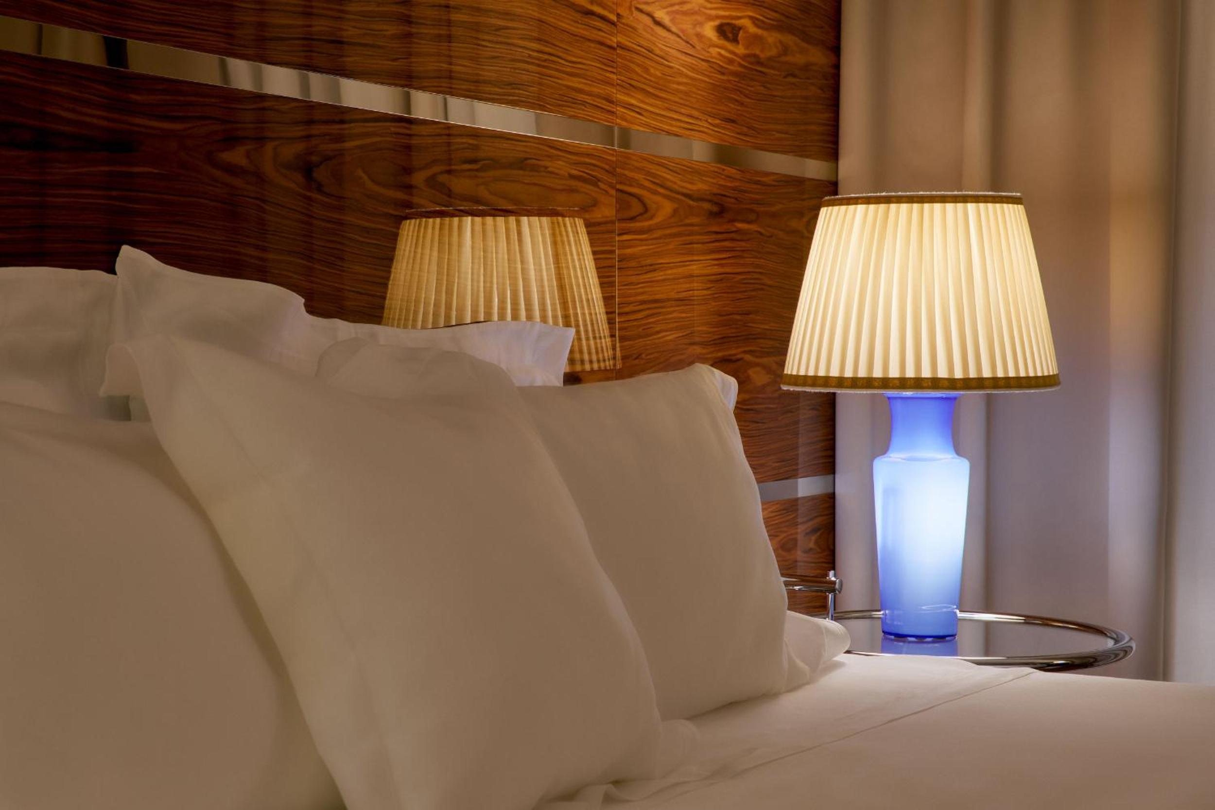 Suite Prestige with Square View - Photo 6
