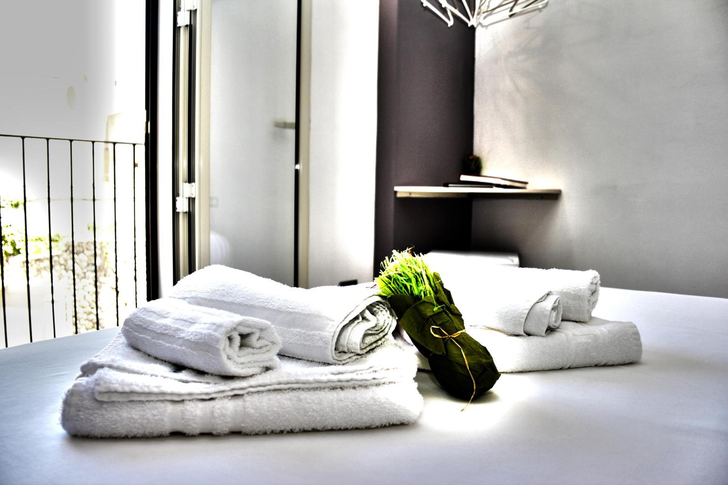 Double Room - Photo 4