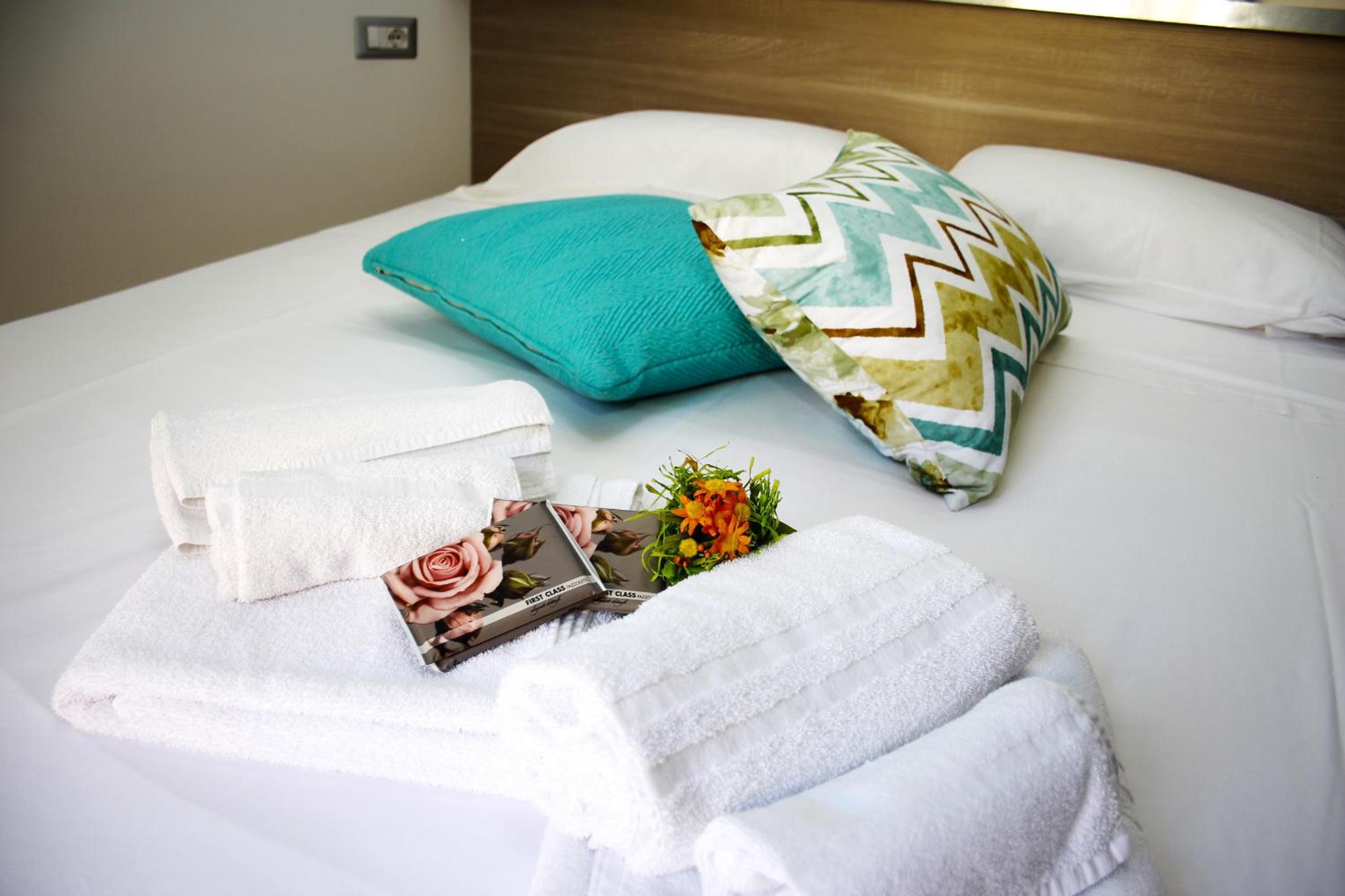Double Room - Photo 5