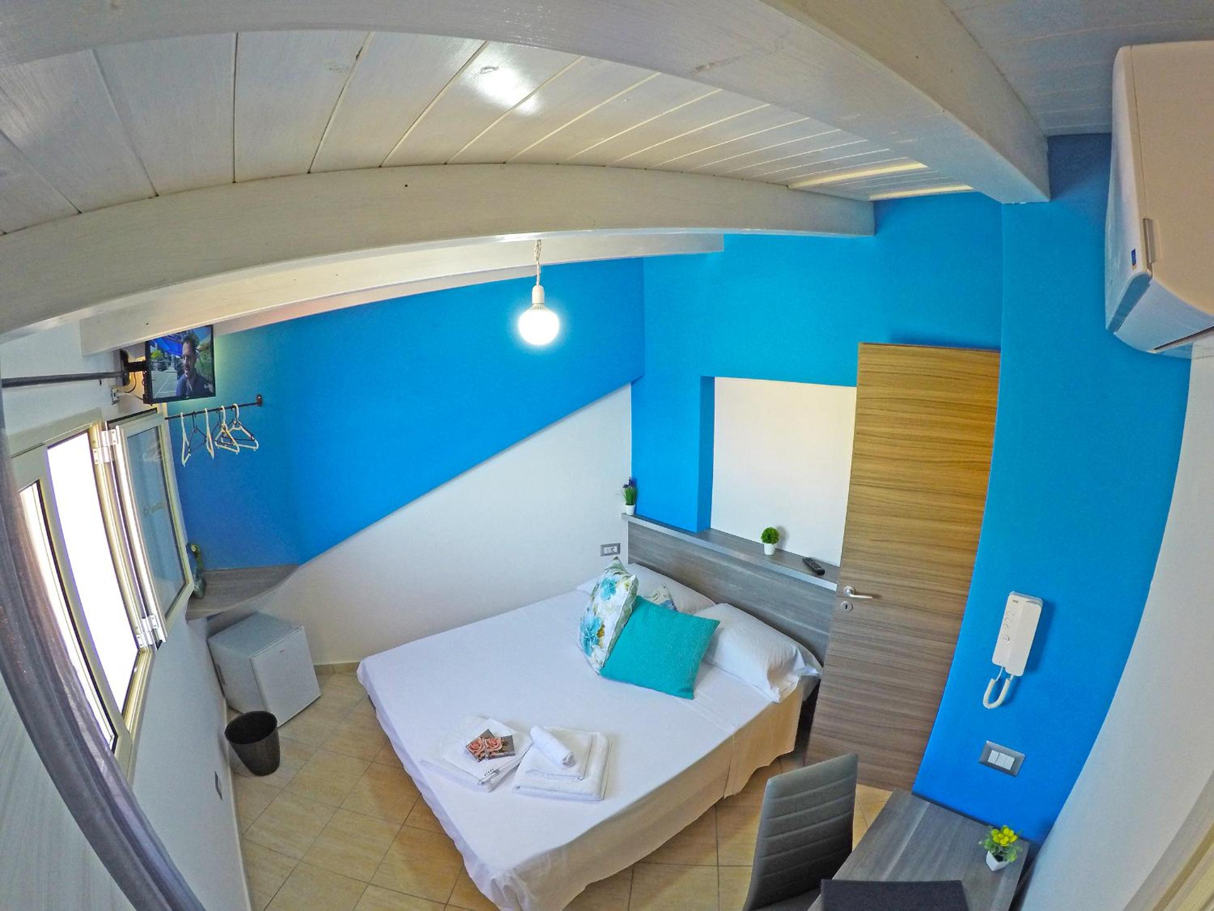 Double Room - Photo 1