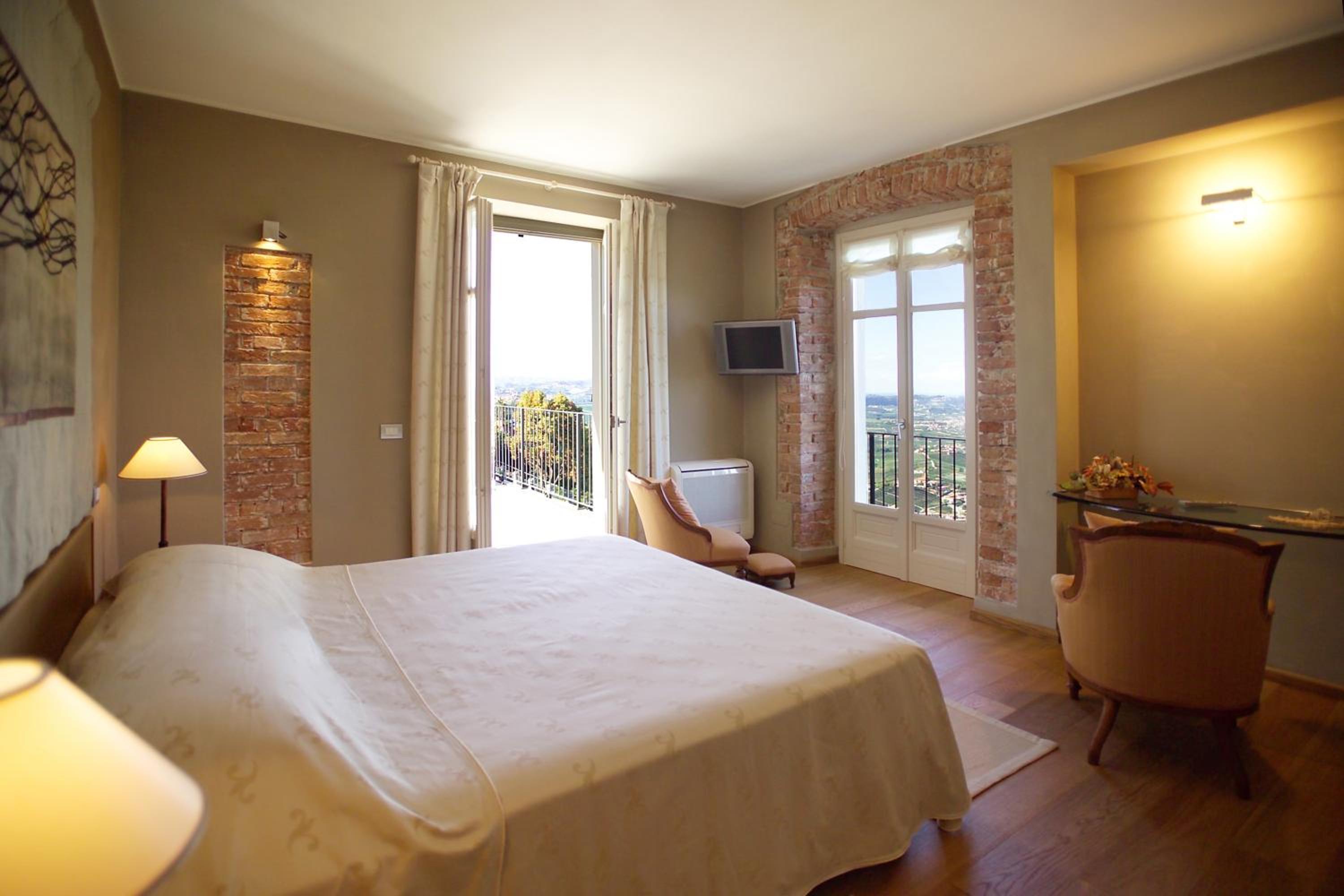 Deluxe Double Room with Panoramic View photo 1