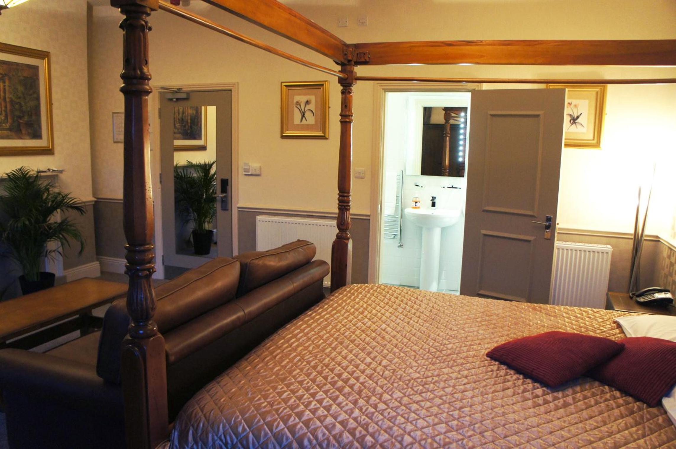 Superior King Room photo 3