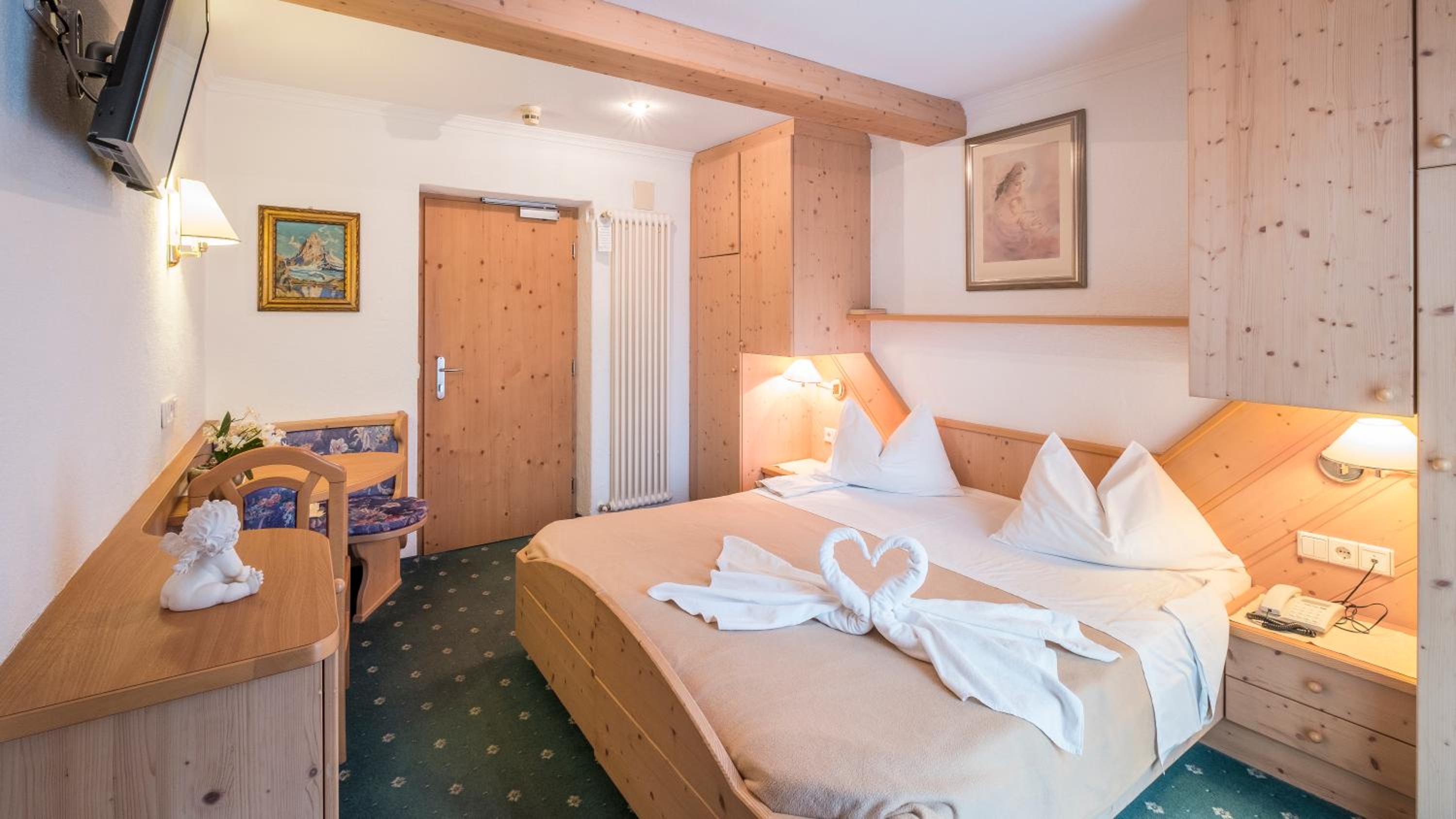 Classic Double Room photo 1