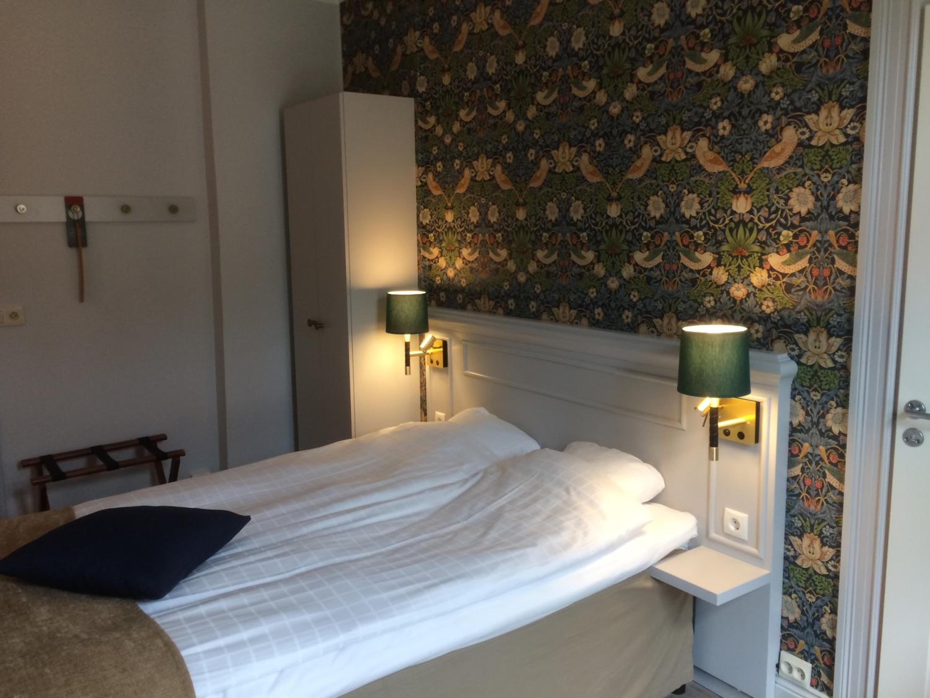 Double Room Queen - Photo 17
