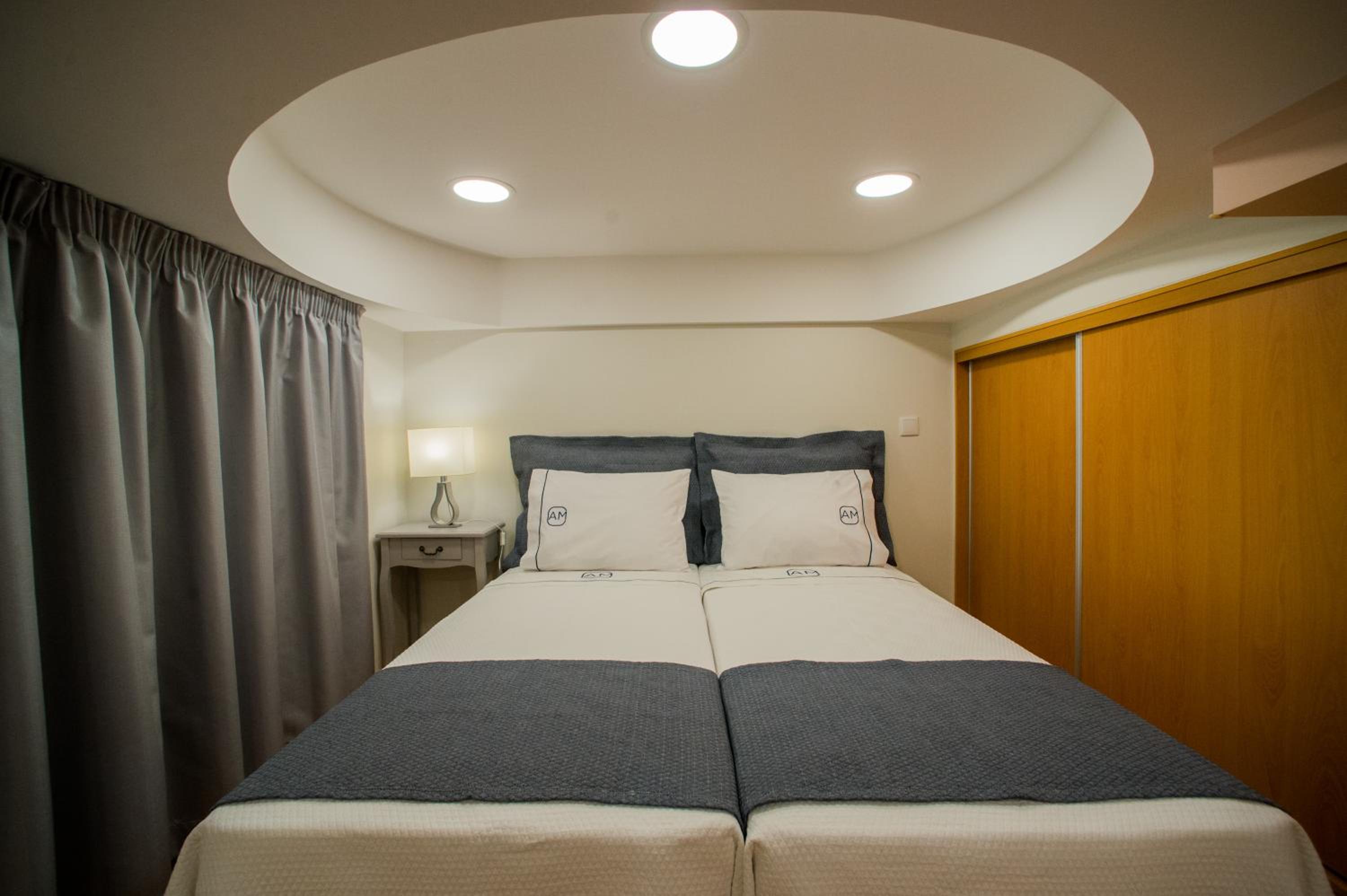 Studio Apartment - Photo 11
