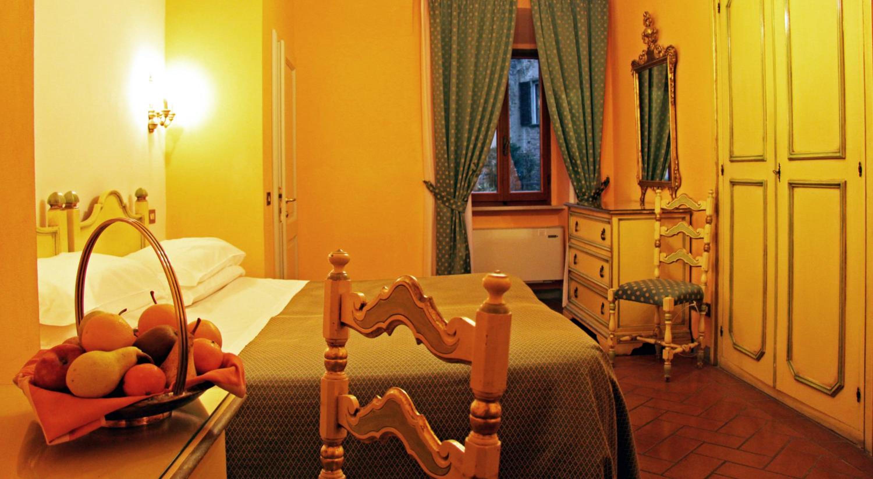 Double or Twin Room Without View