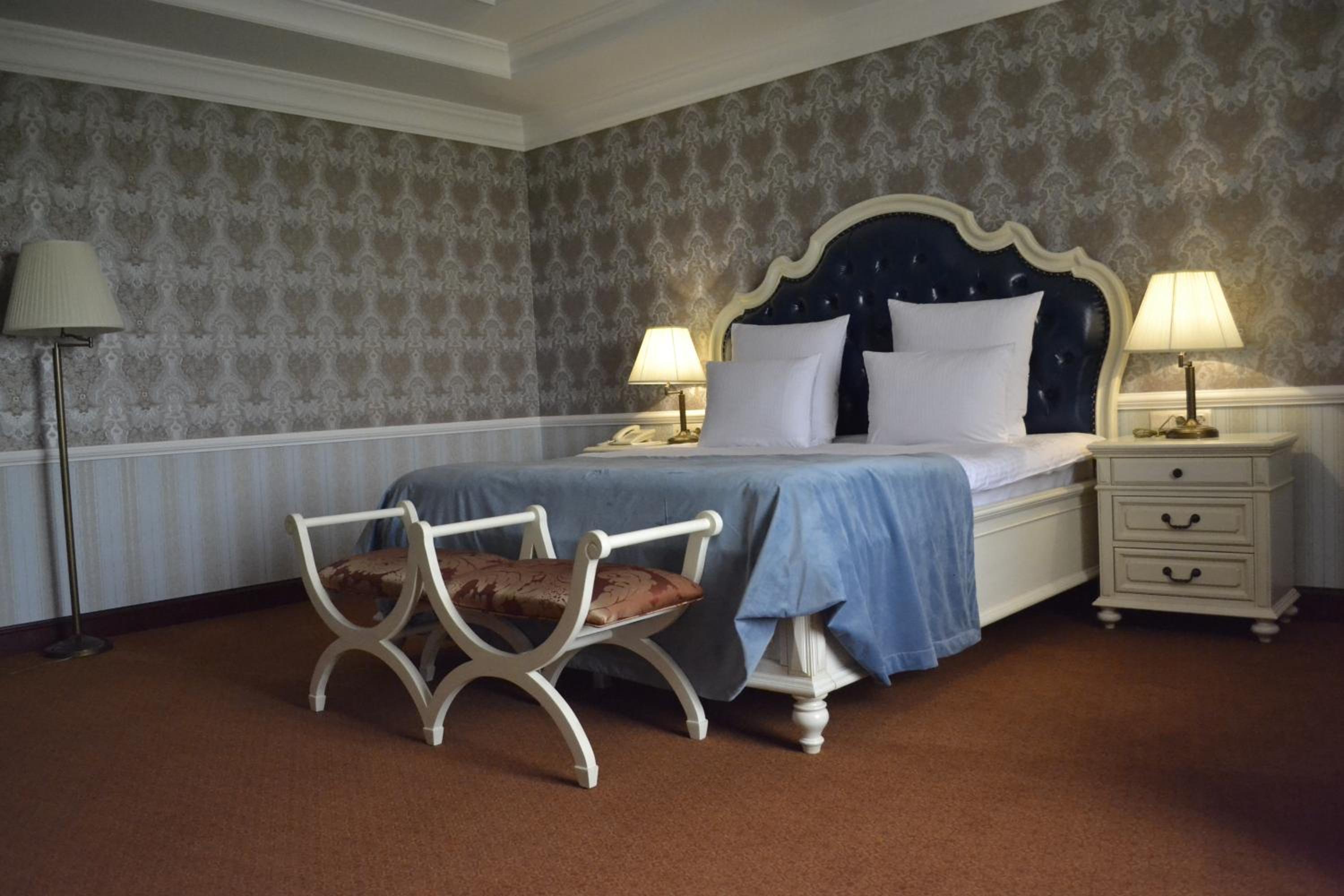 One-Bedroom Suite photo 3