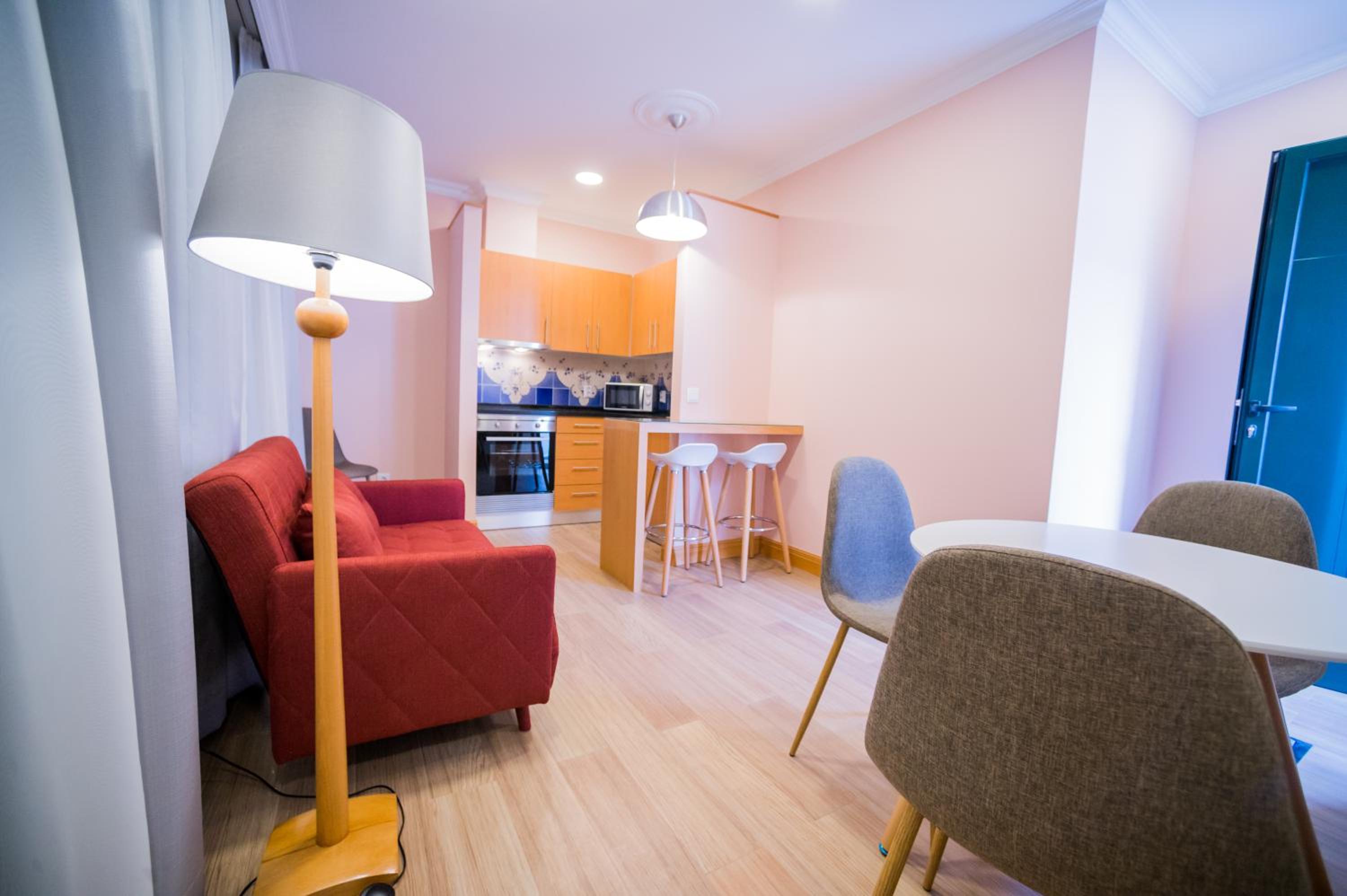 One-Bedroom Apartment - Photo 13