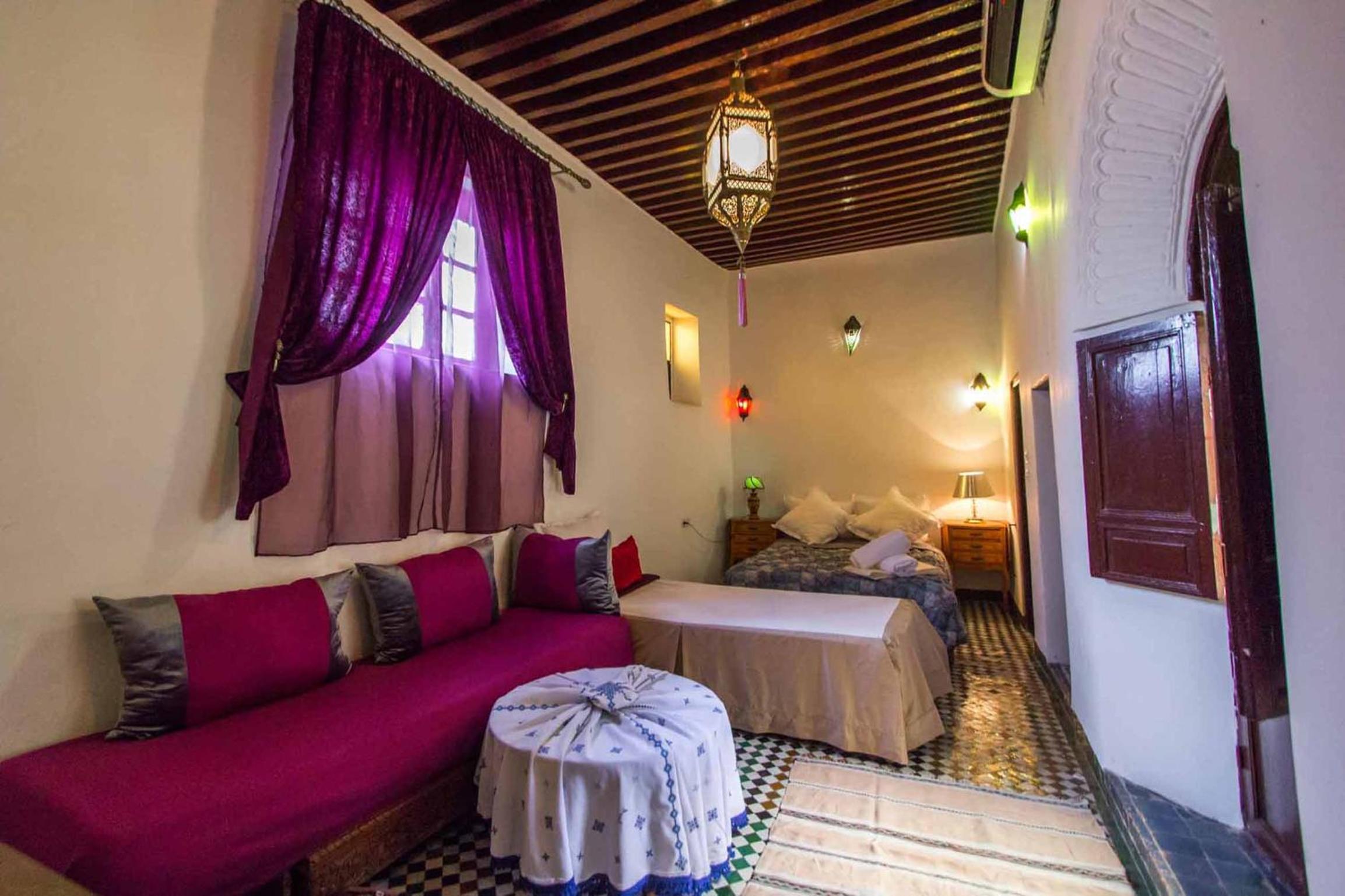 Deluxe Double Room (2 Adults + 1 Child)