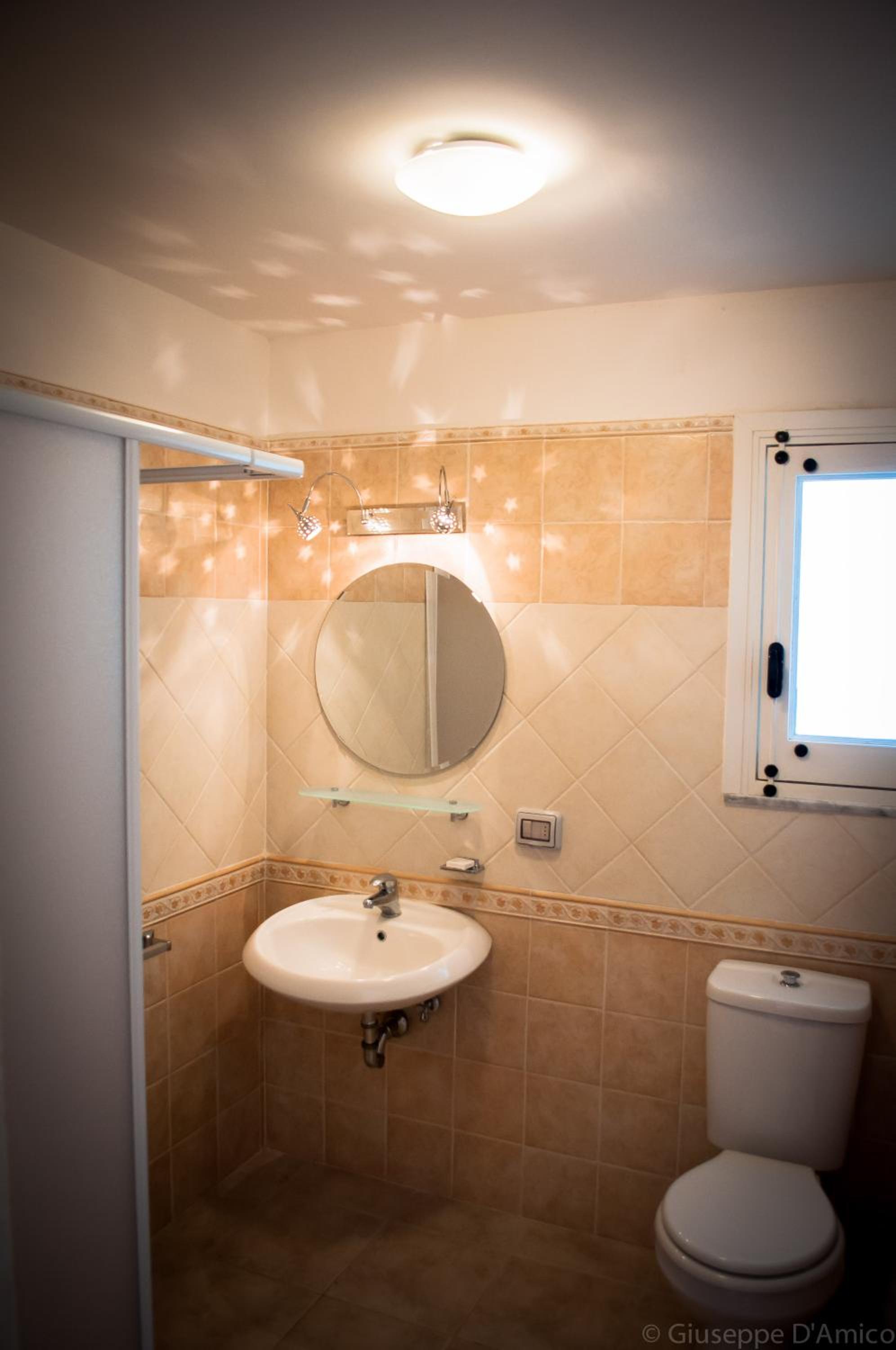 Studio (2 Adults) - Photo 4