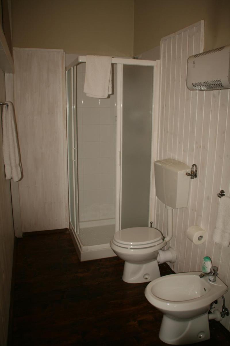 Triple Room - Photo 4
