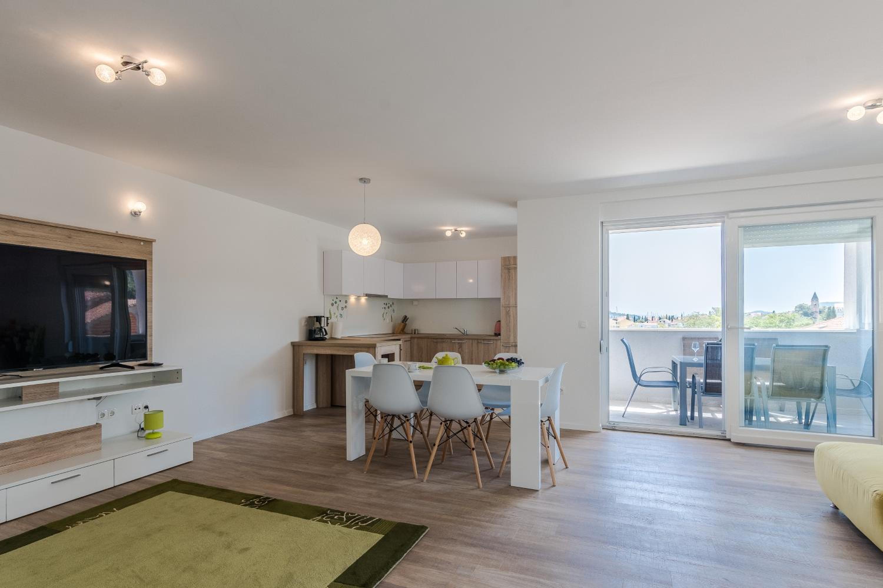 Deluxe Apartment