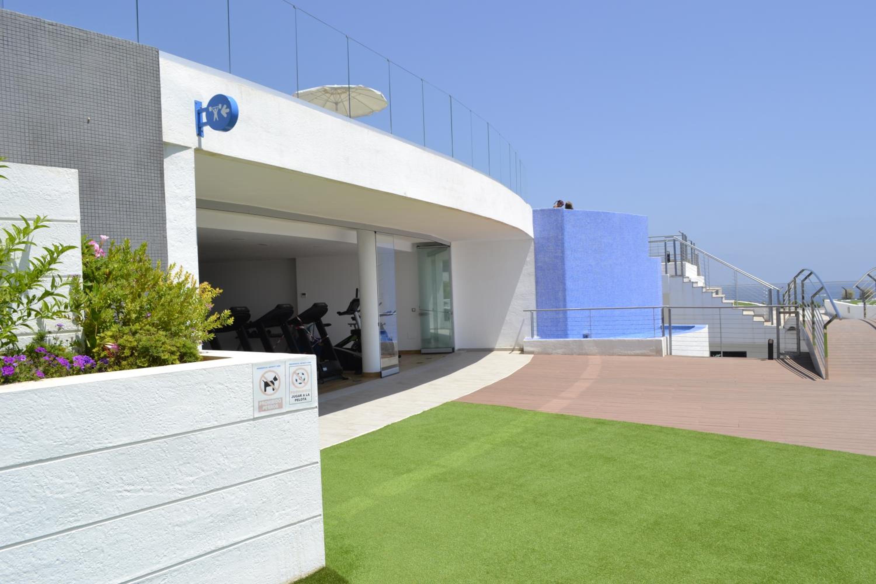 Apartment with Sea View photo 2