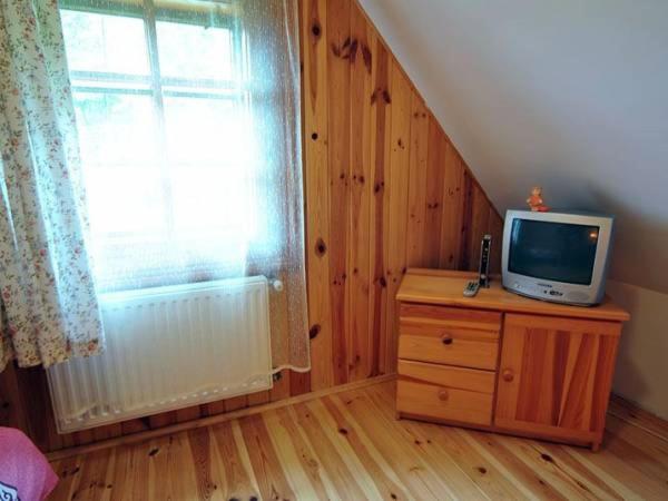 Family Room with Bath photo 3