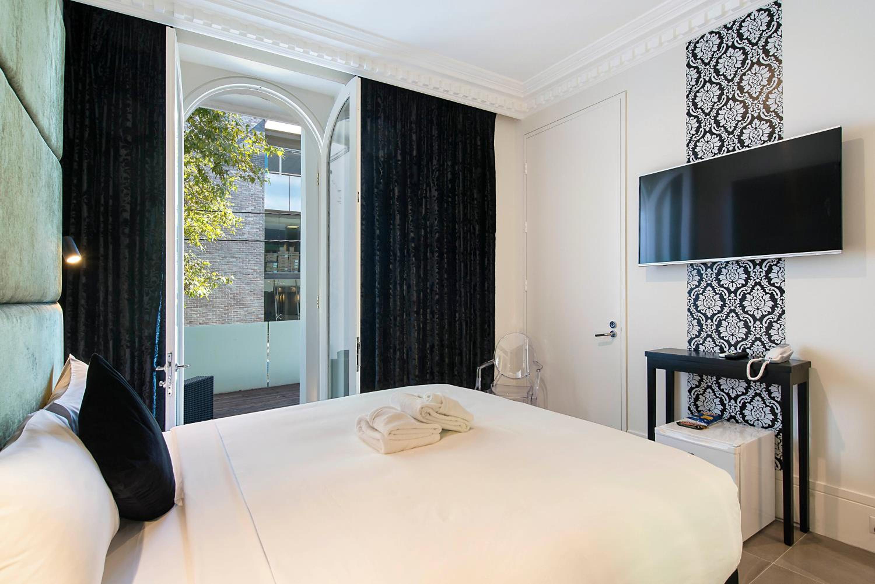 King Room with Balcony