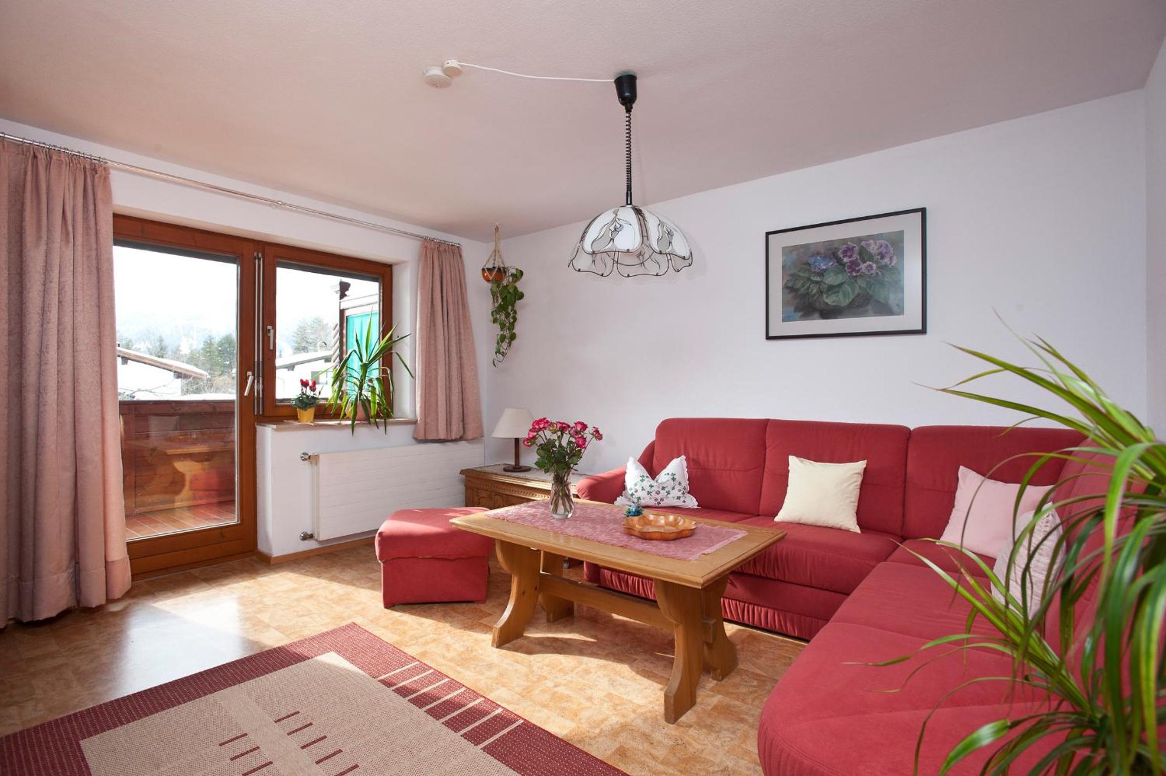 One-Bedroom Apartment with Balcony photo 1