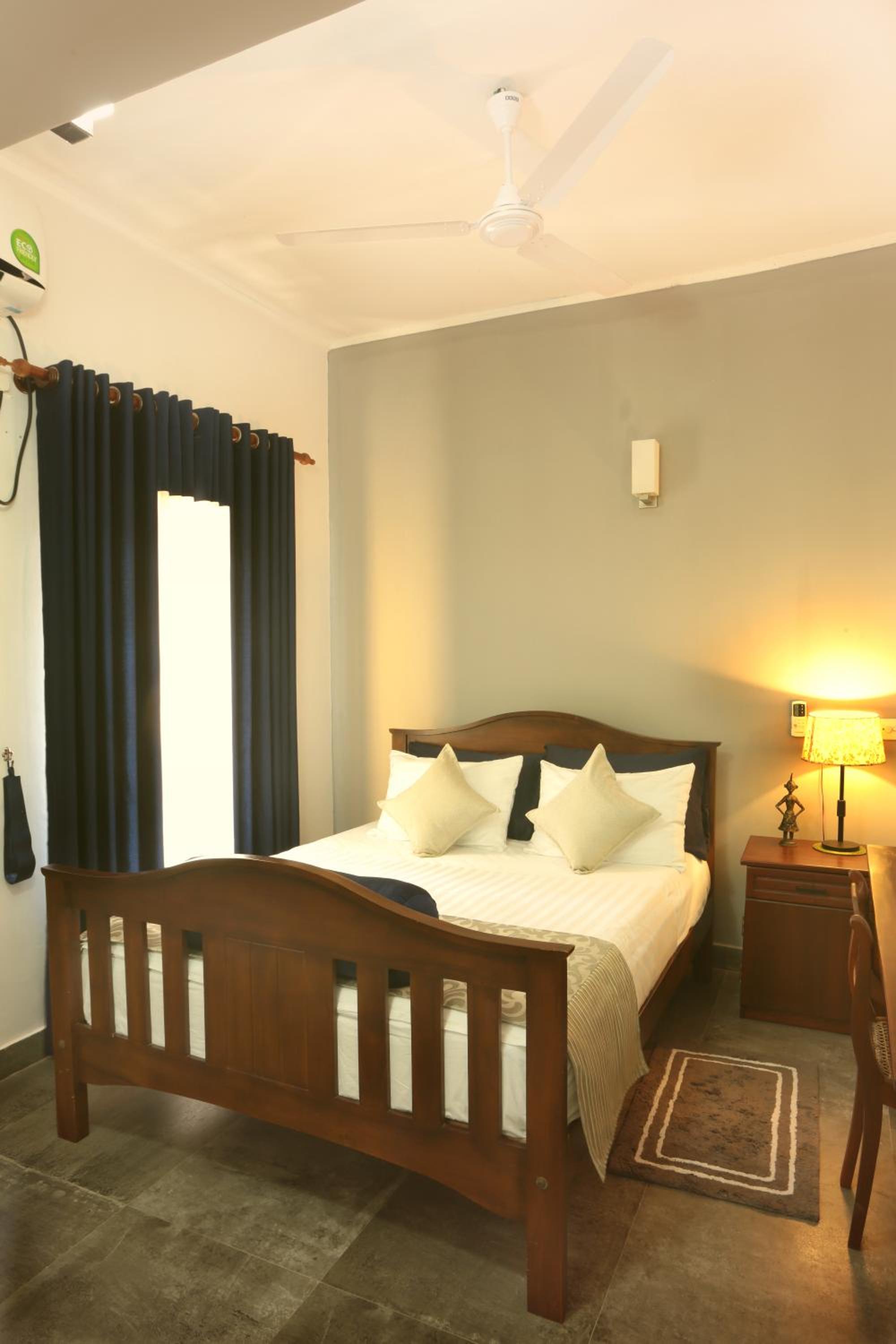 One-Bedroom House photo 2