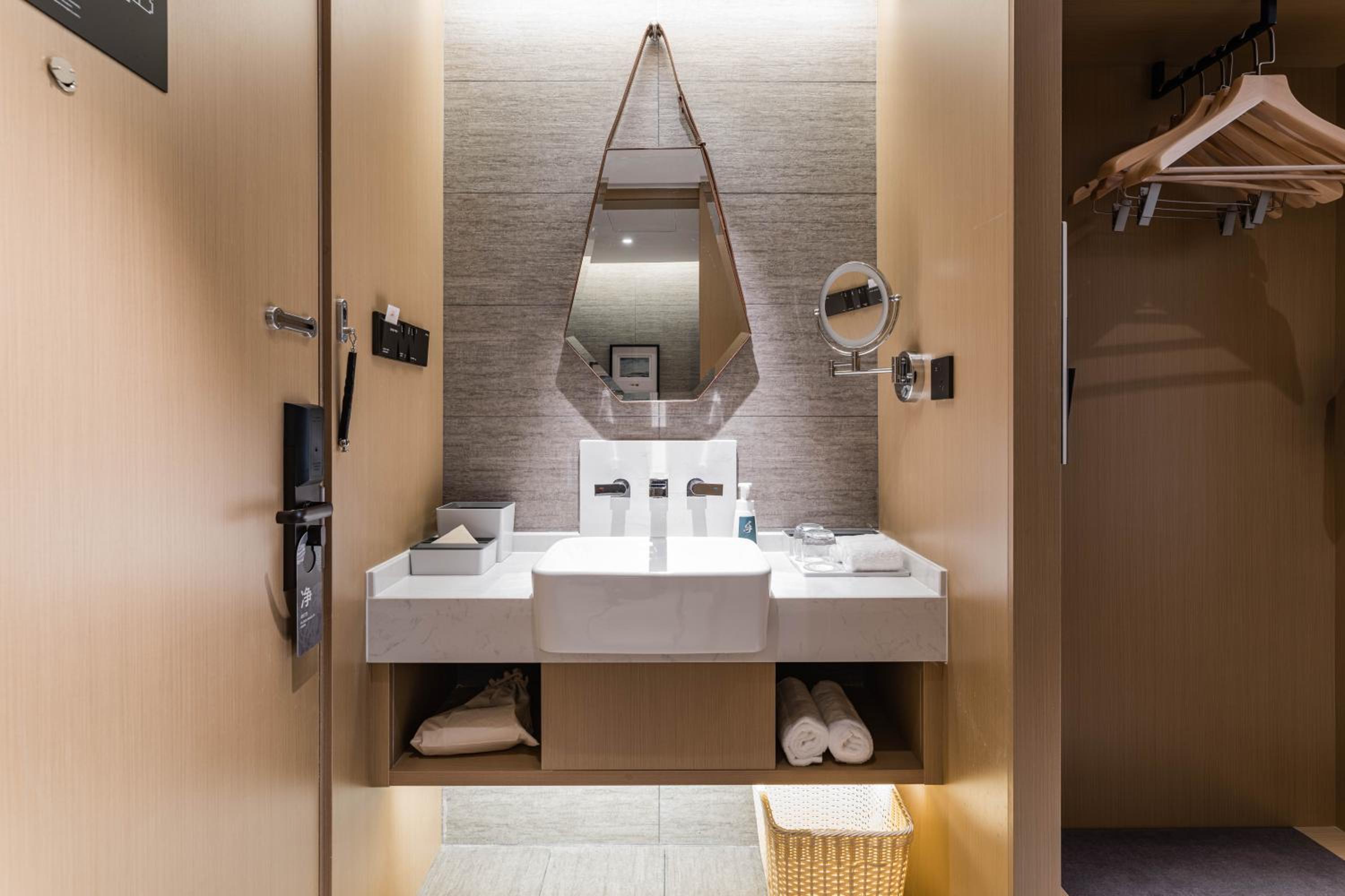 Superior Deluxe Double or Twin Room